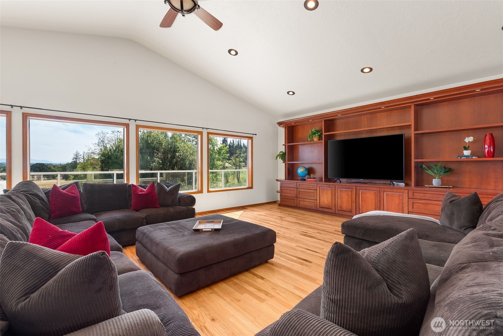 139 Coulson Road Property Photo 8