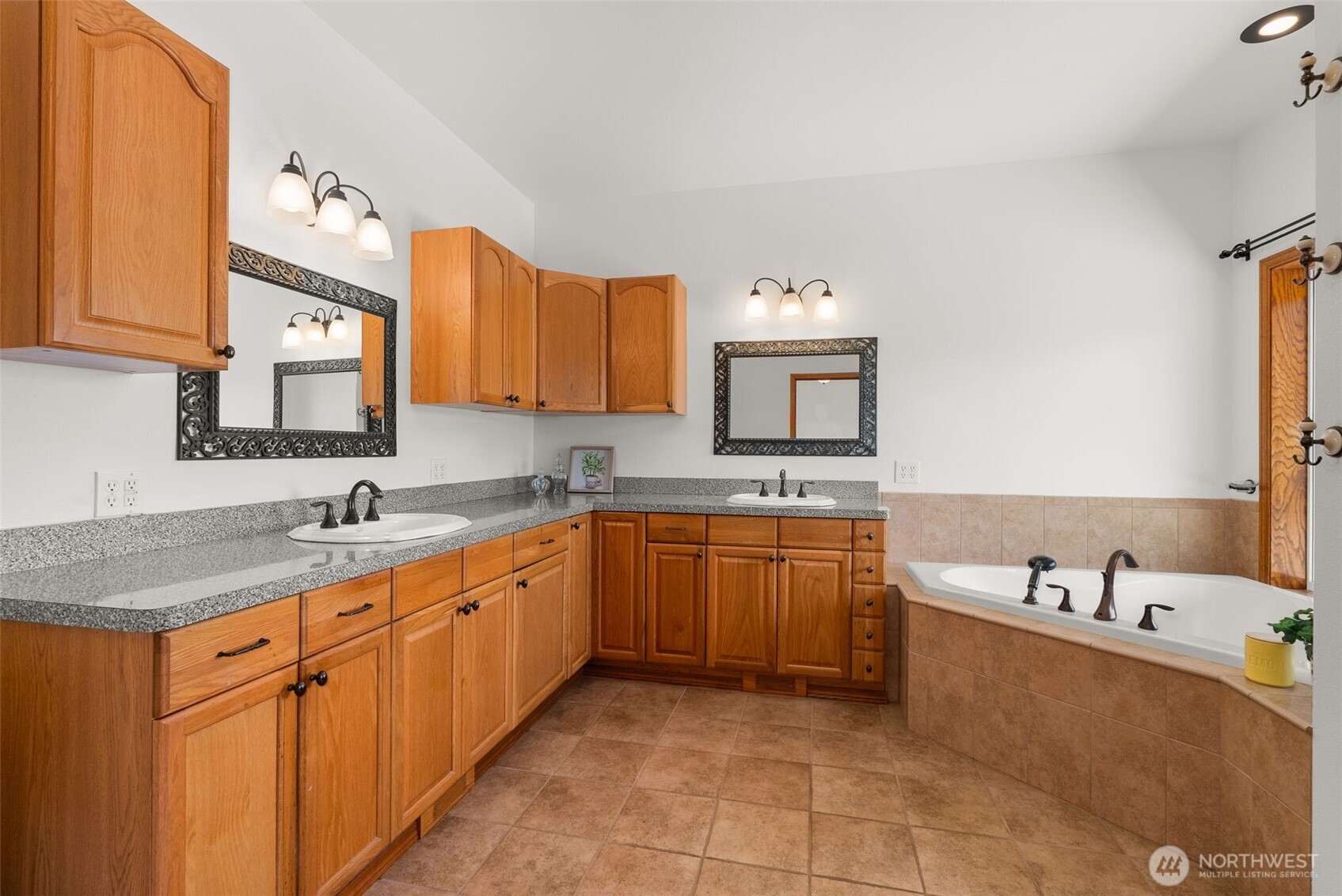 139 Coulson Road Property Photo 21