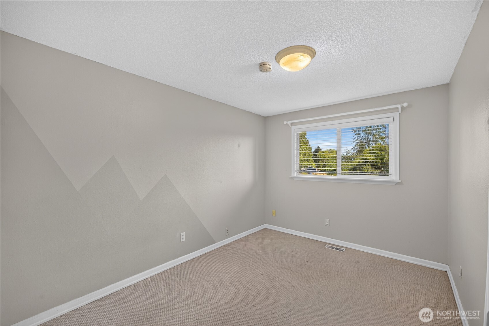 7825 Highland Drive Property Photo 20