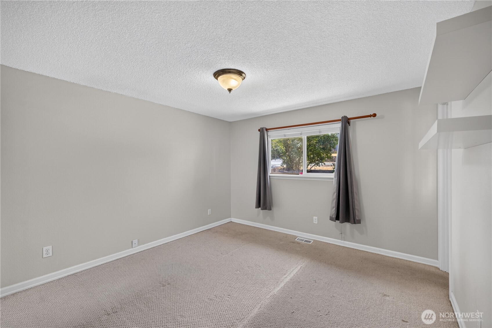 7825 Highland Drive Property Photo 22