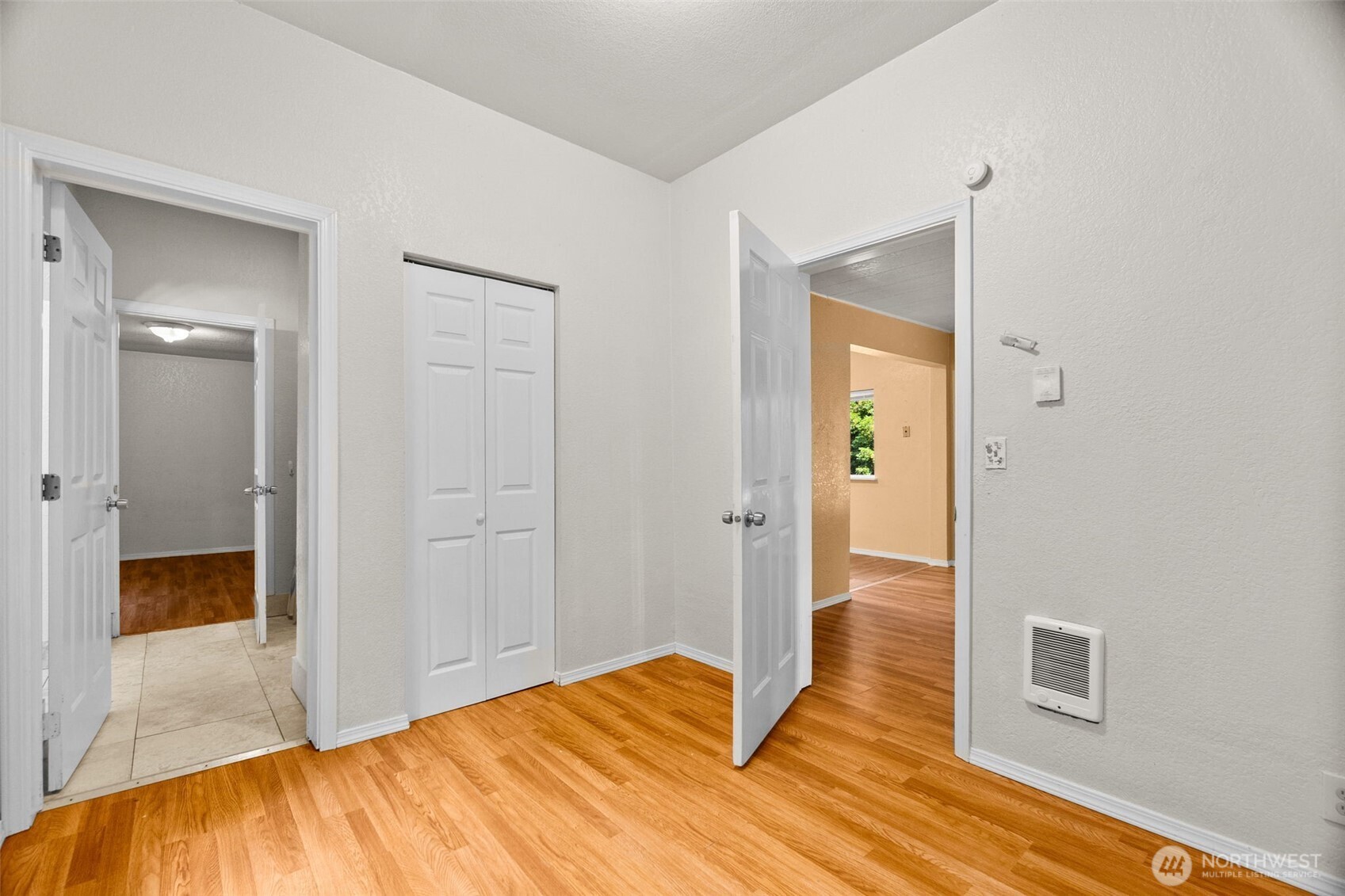 101 2nd Avenue Property Photo 12
