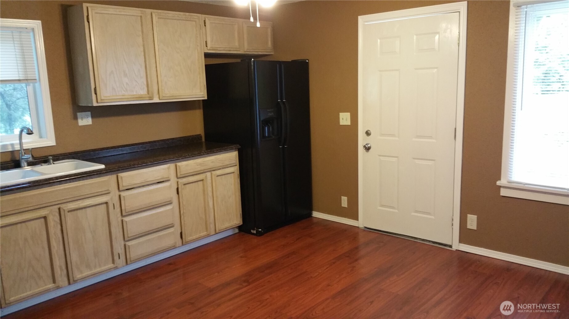 101 2nd Avenue Property Photo 31