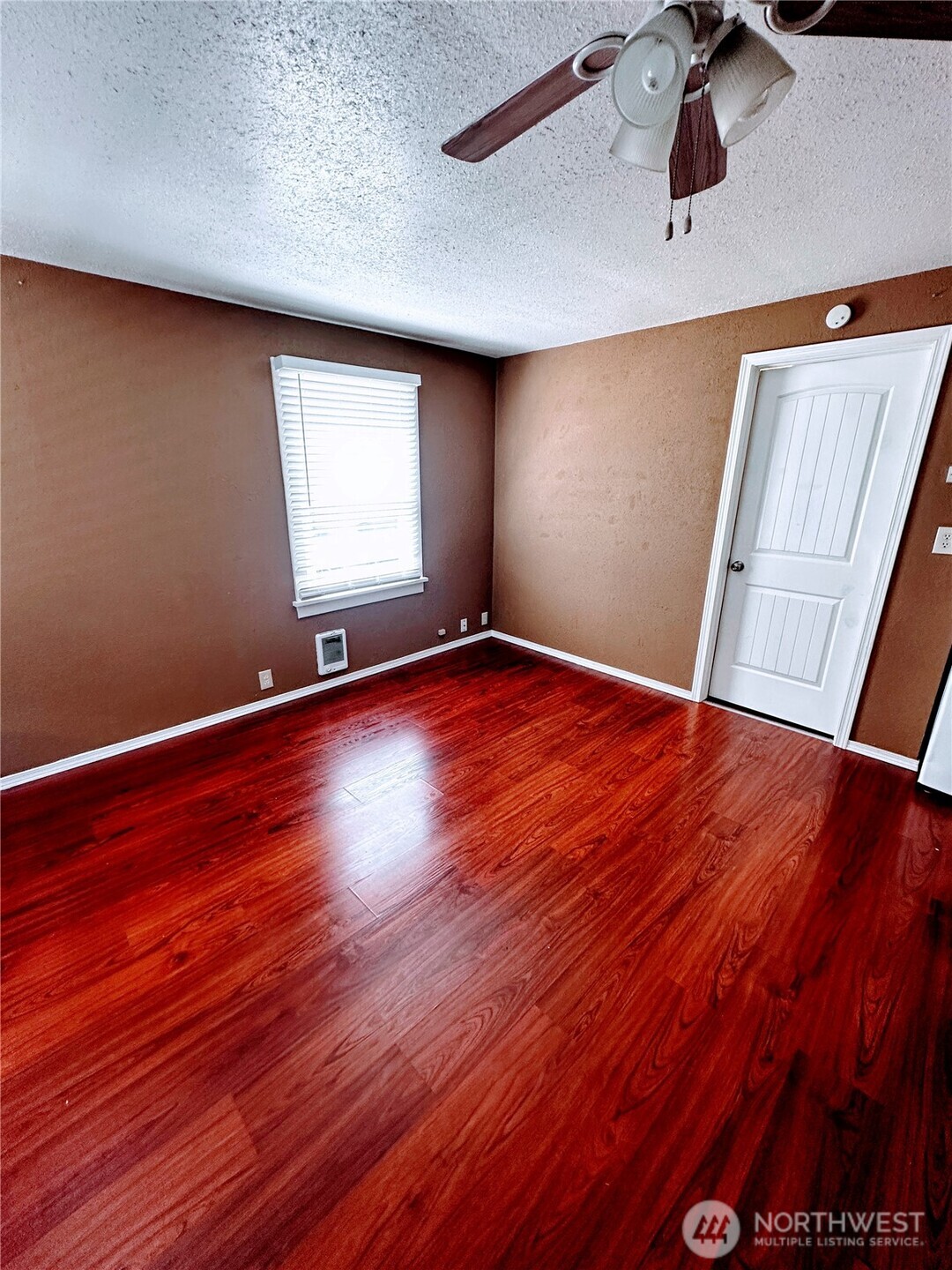 101 2nd Avenue Property Photo 33