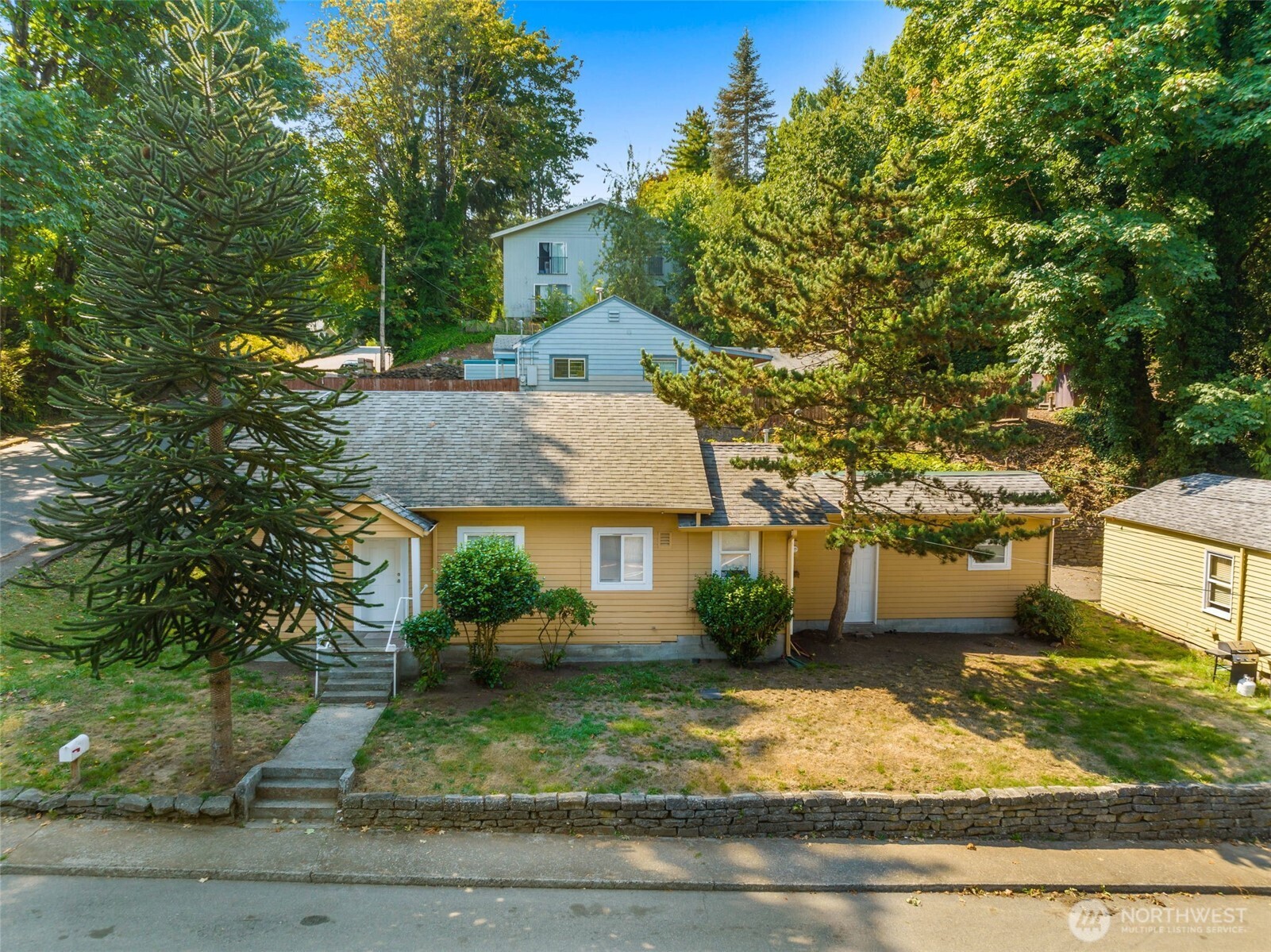 101 2nd Avenue Property Photo 35