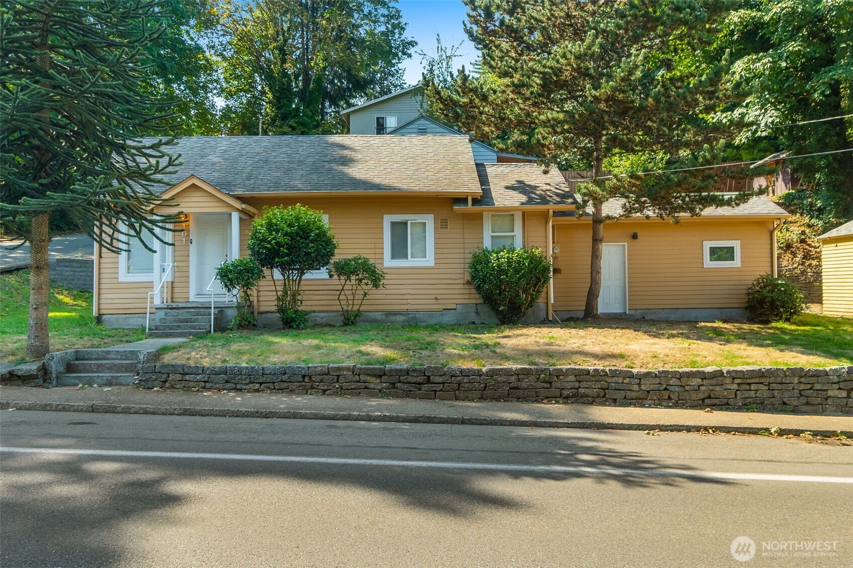 101 2nd Avenue Property Photo 38