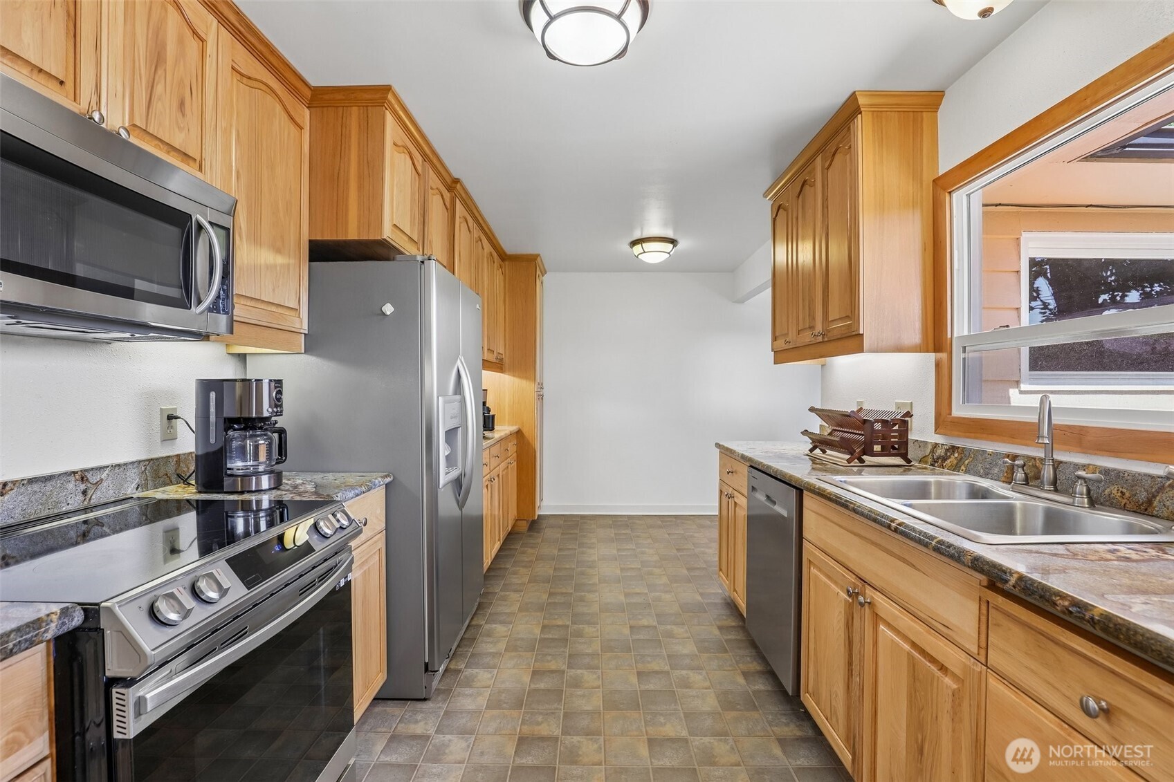 413 Little Rock Way Property Photo 15