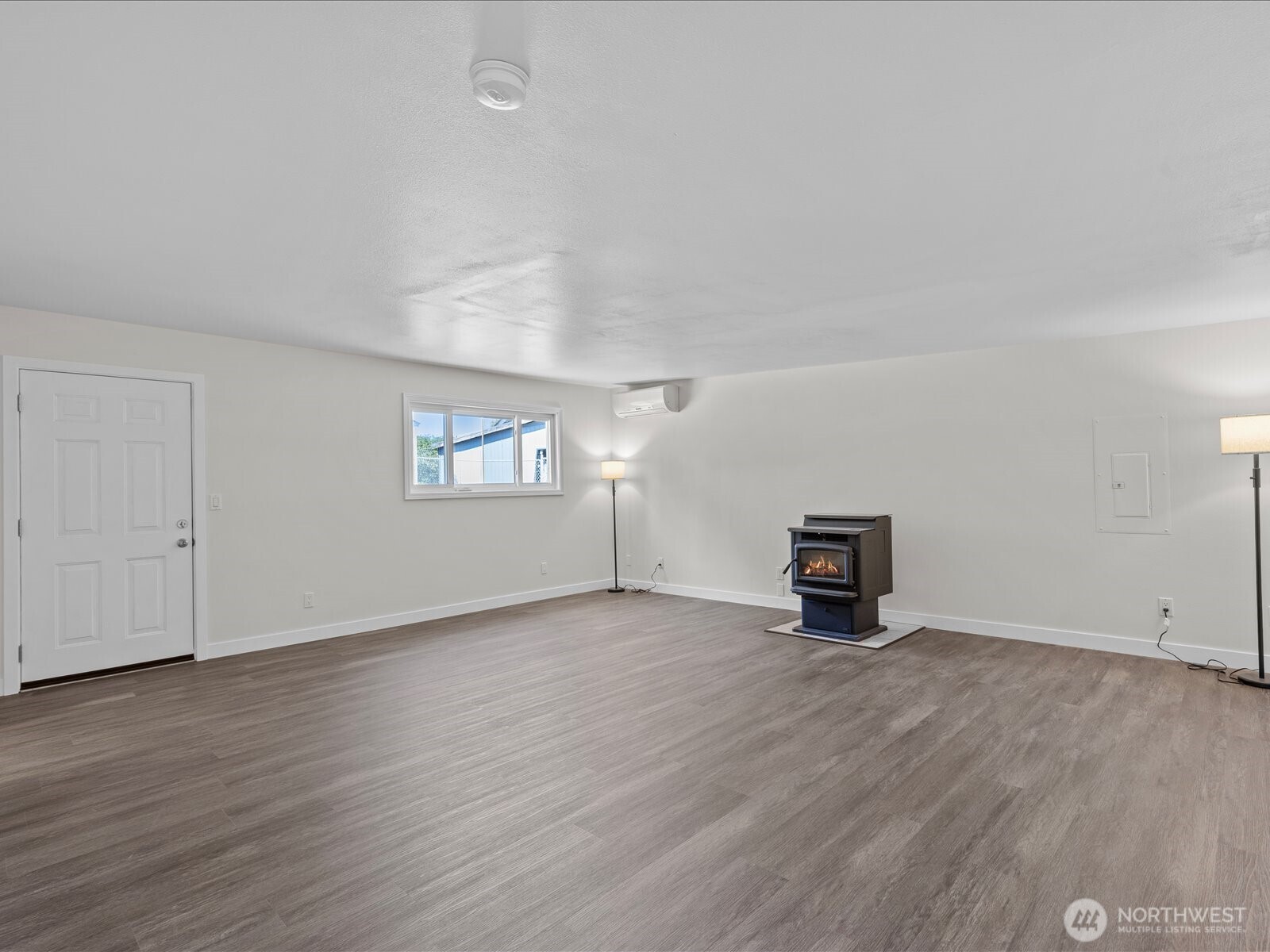 10833 11th Avenue Property Photo 23