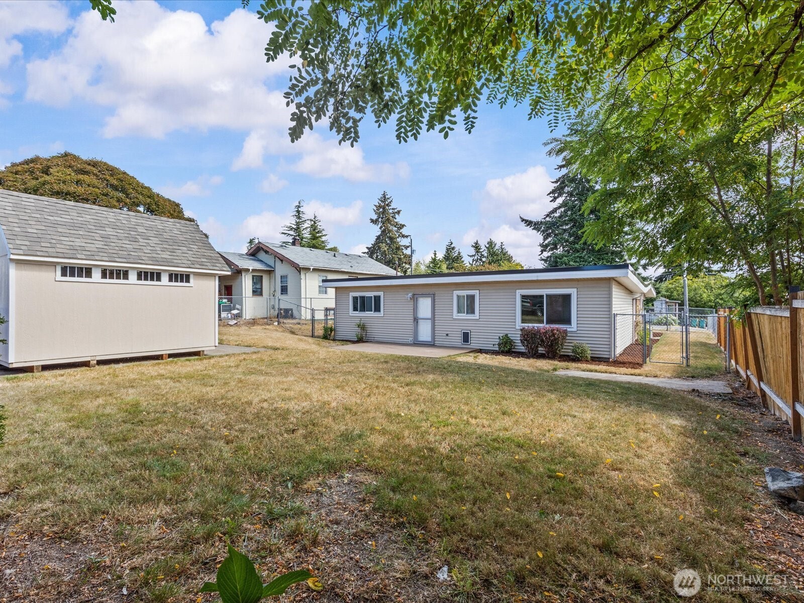 10833 11th Avenue Property Photo 26