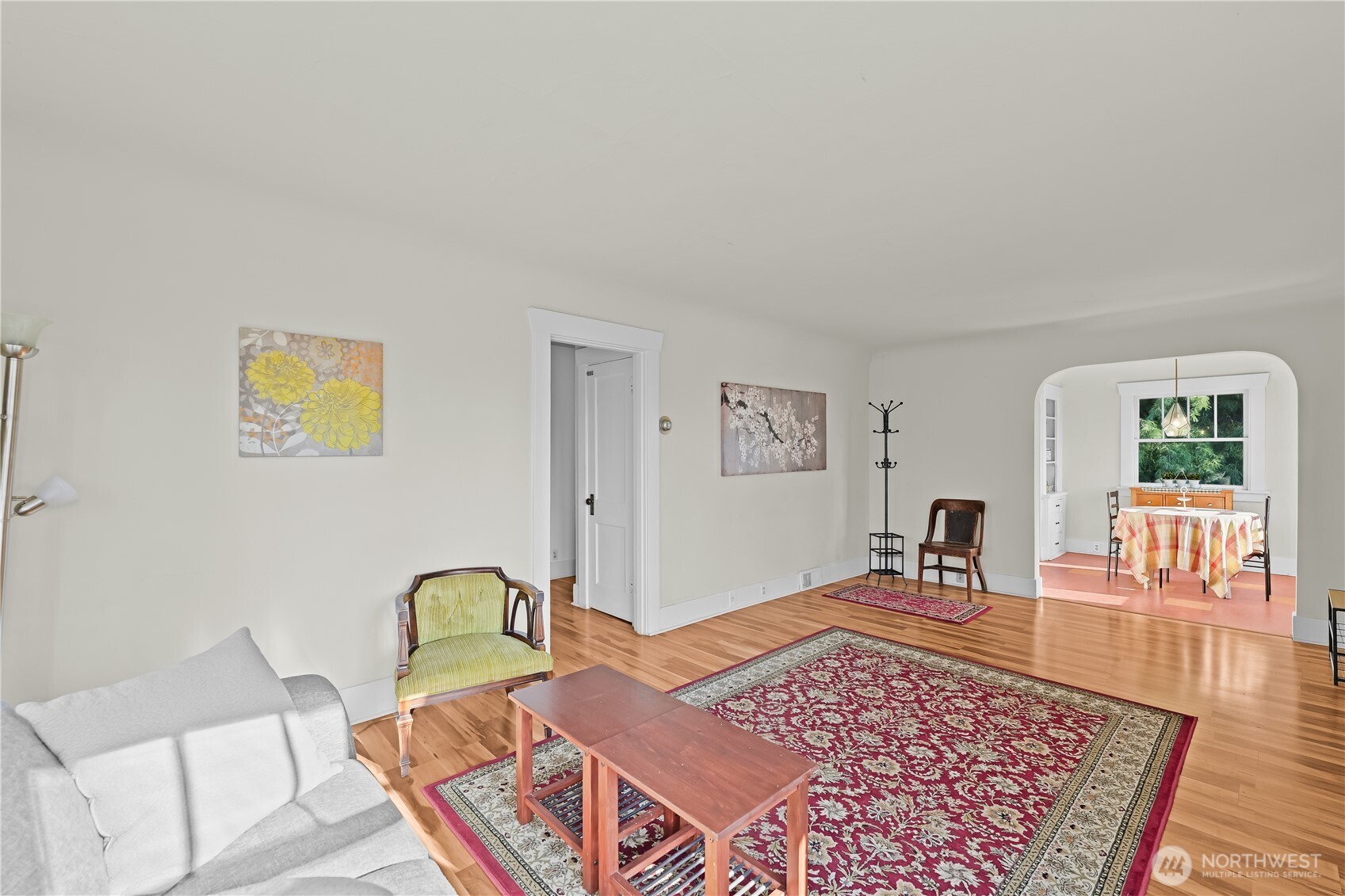 6401 S Clement Avenue Property Photo 9