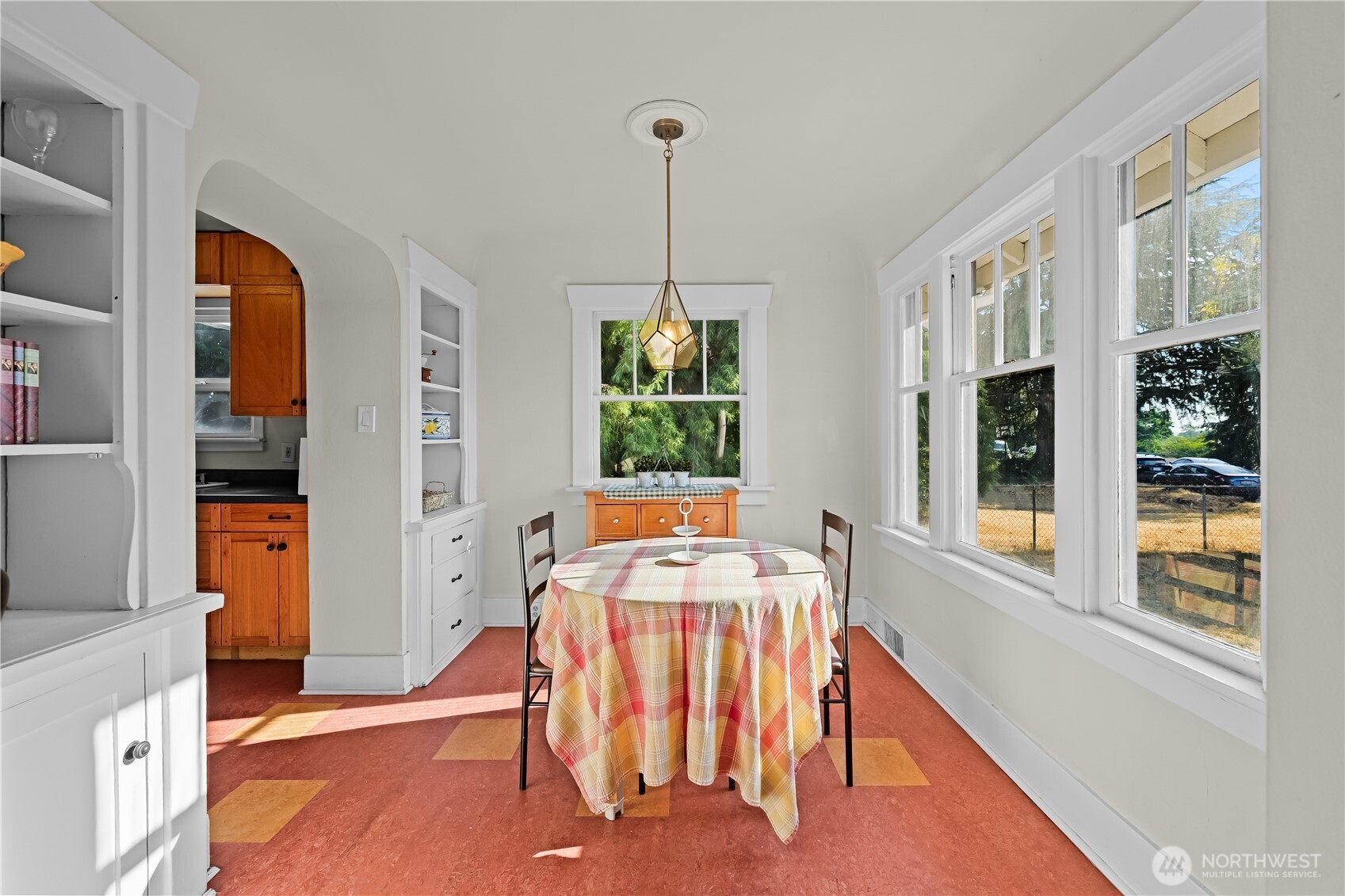 6401 S Clement Avenue Property Photo 11