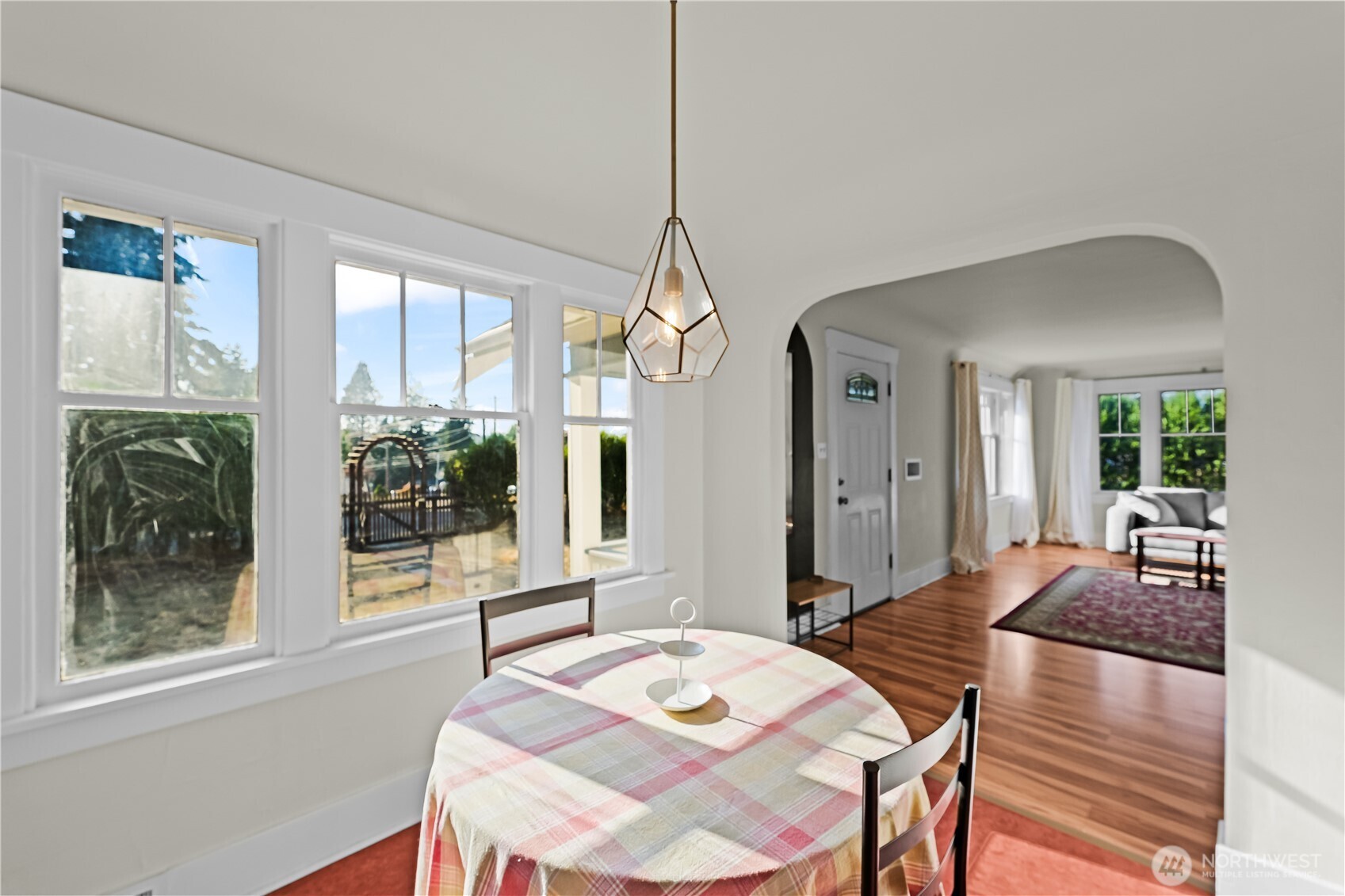 6401 S Clement Avenue Property Photo 12