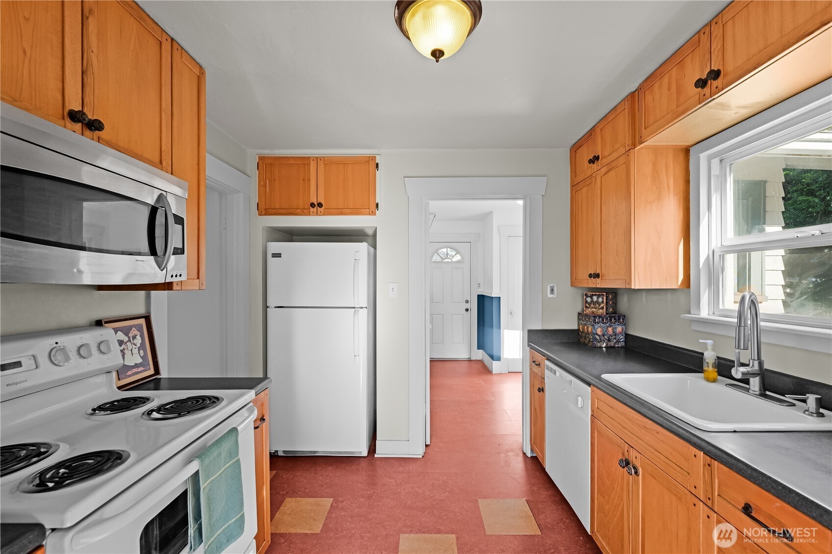 6401 S Clement Avenue Property Photo 15
