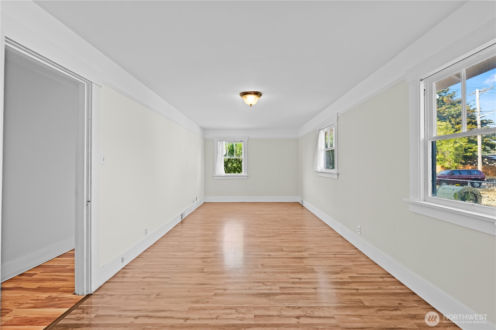 6401 S Clement Avenue Property Photo 23