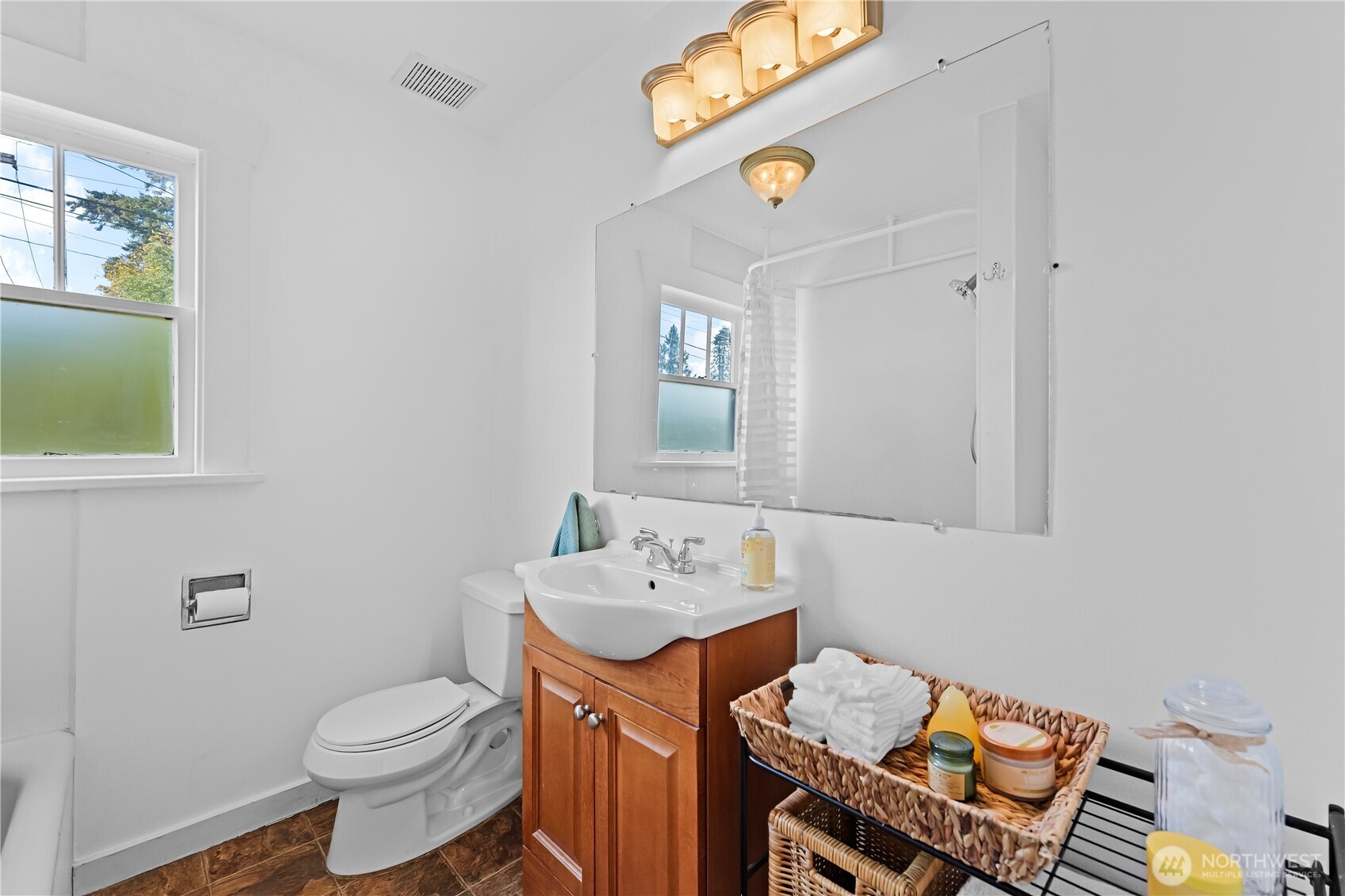 6401 S Clement Avenue Property Photo 25
