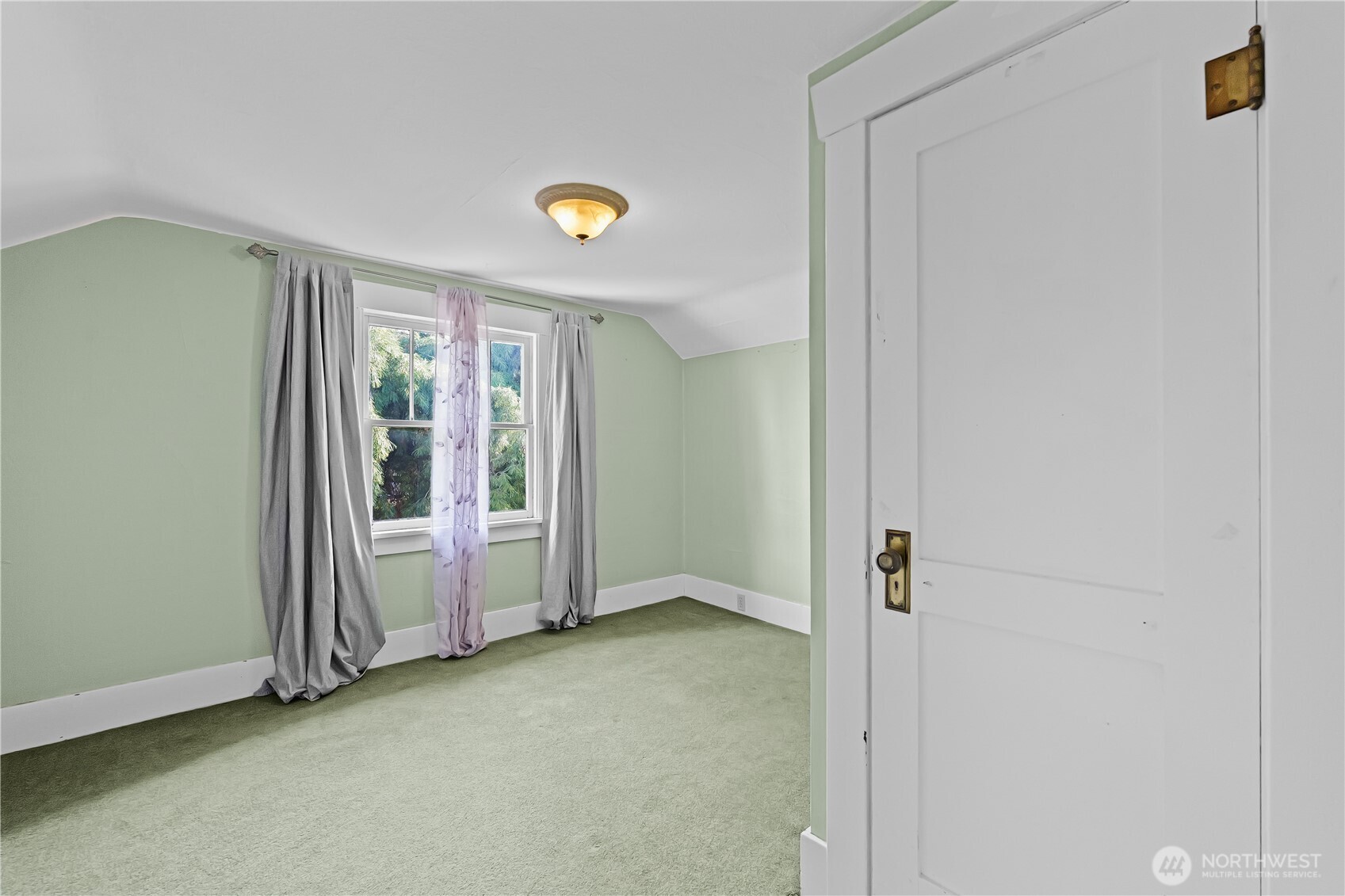 6401 S Clement Avenue Property Photo 28