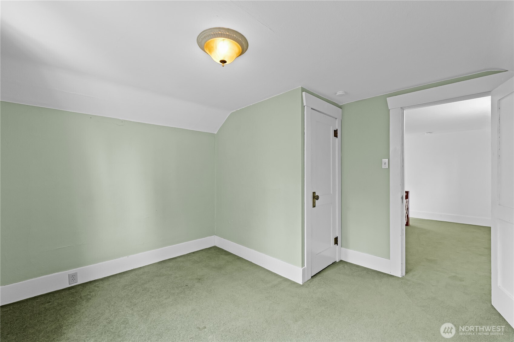 6401 S Clement Avenue Property Photo 29
