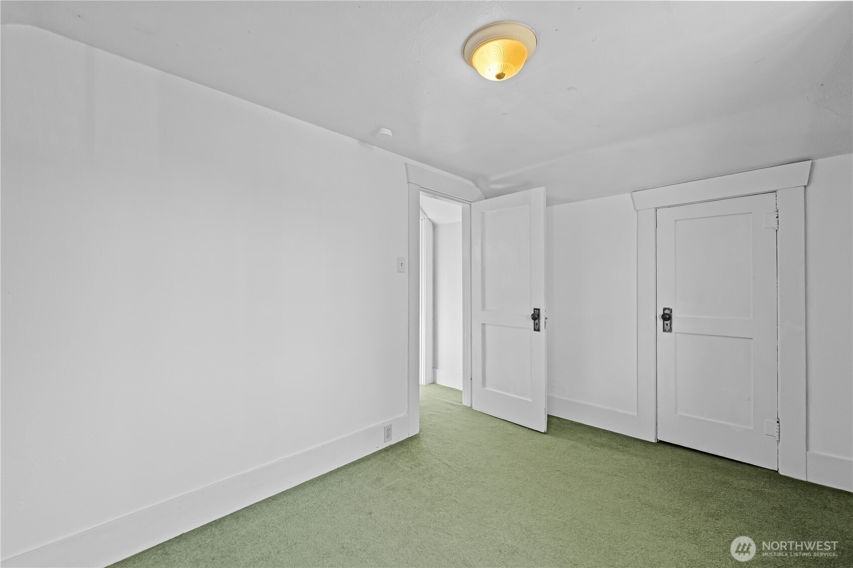 6401 S Clement Avenue Property Photo 30