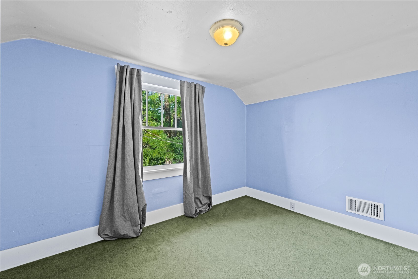 6401 S Clement Avenue Property Photo 31