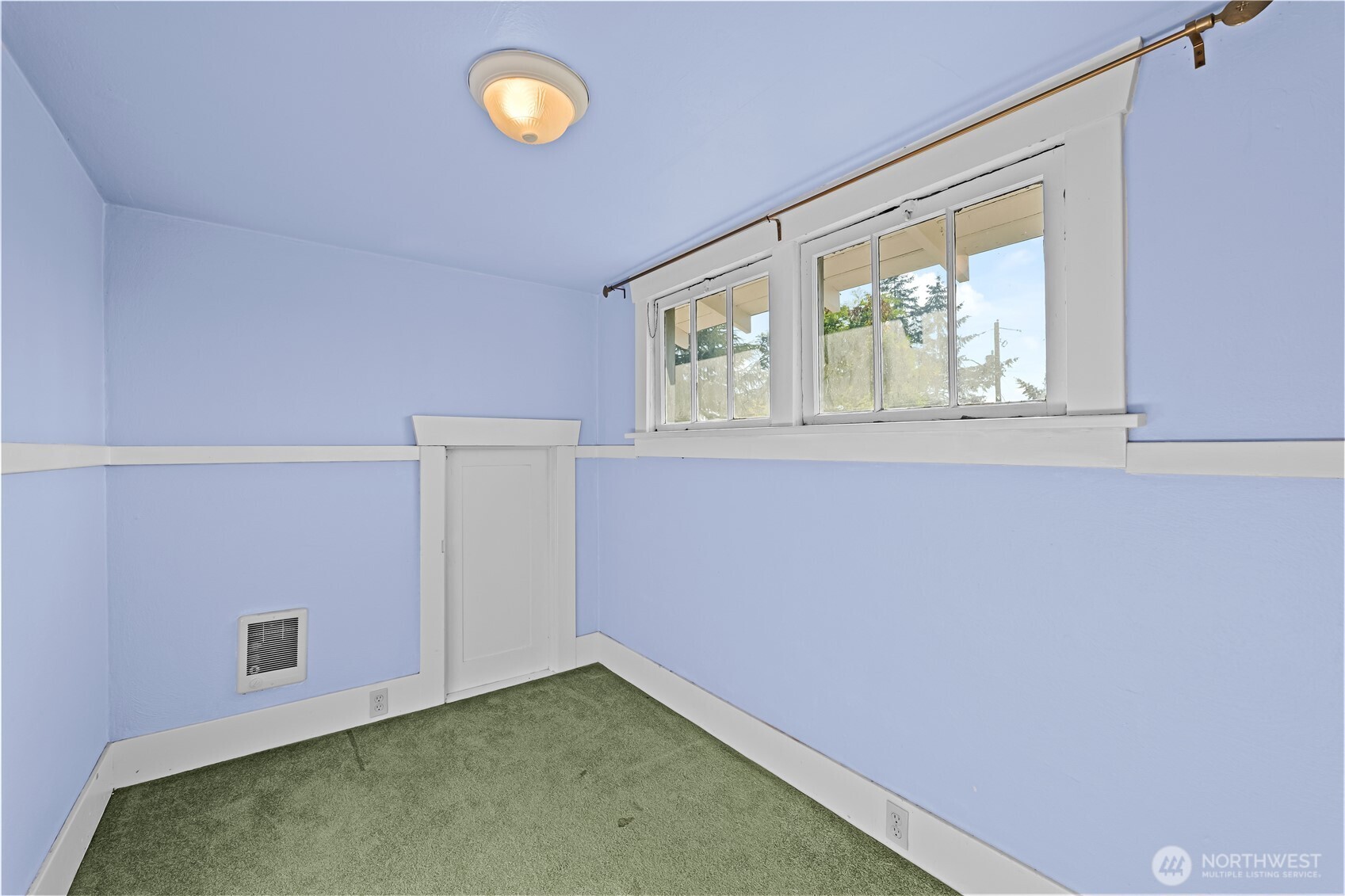 6401 S Clement Avenue Property Photo 32