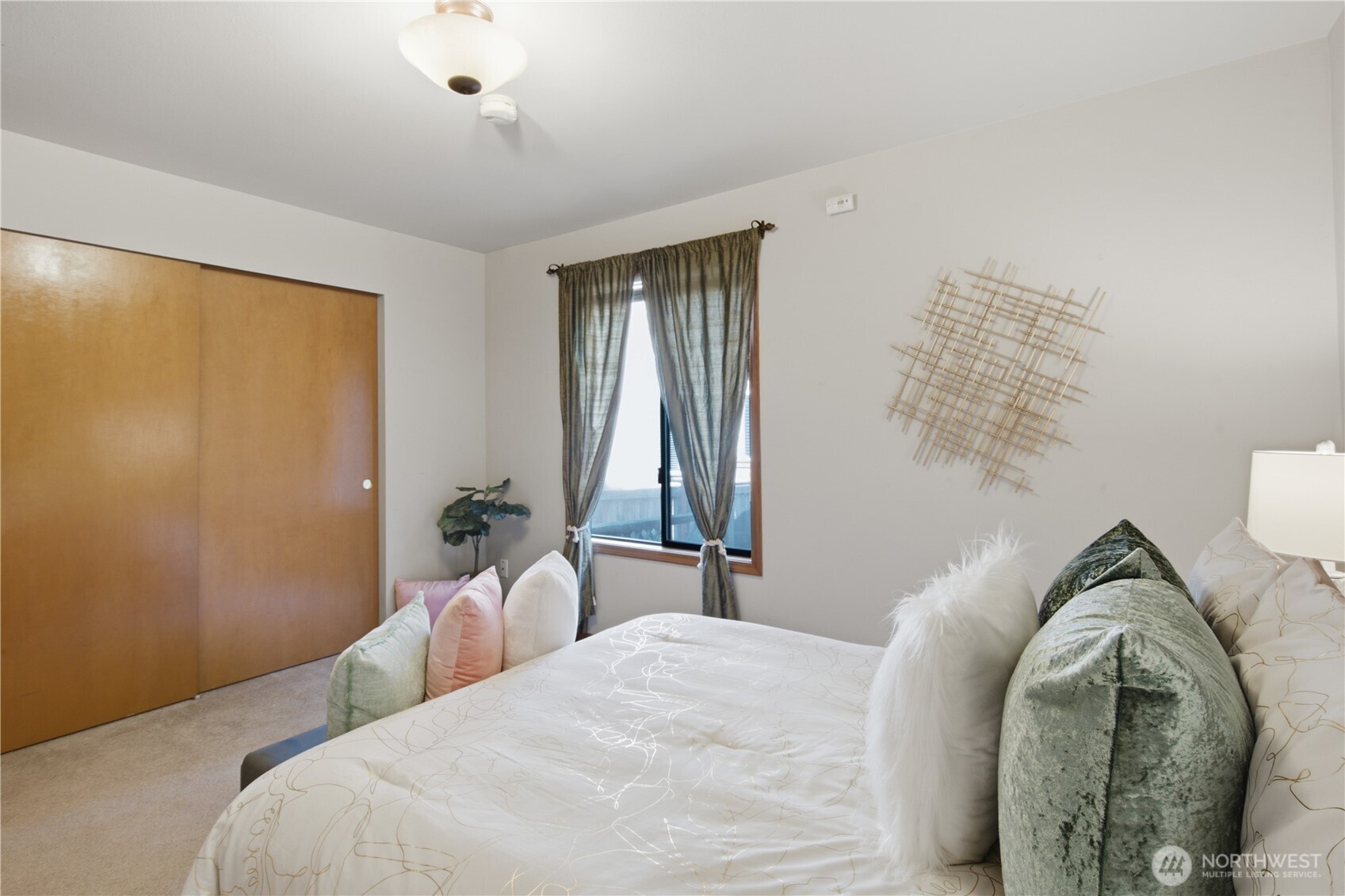 15031 93rd Place Property Photo 21