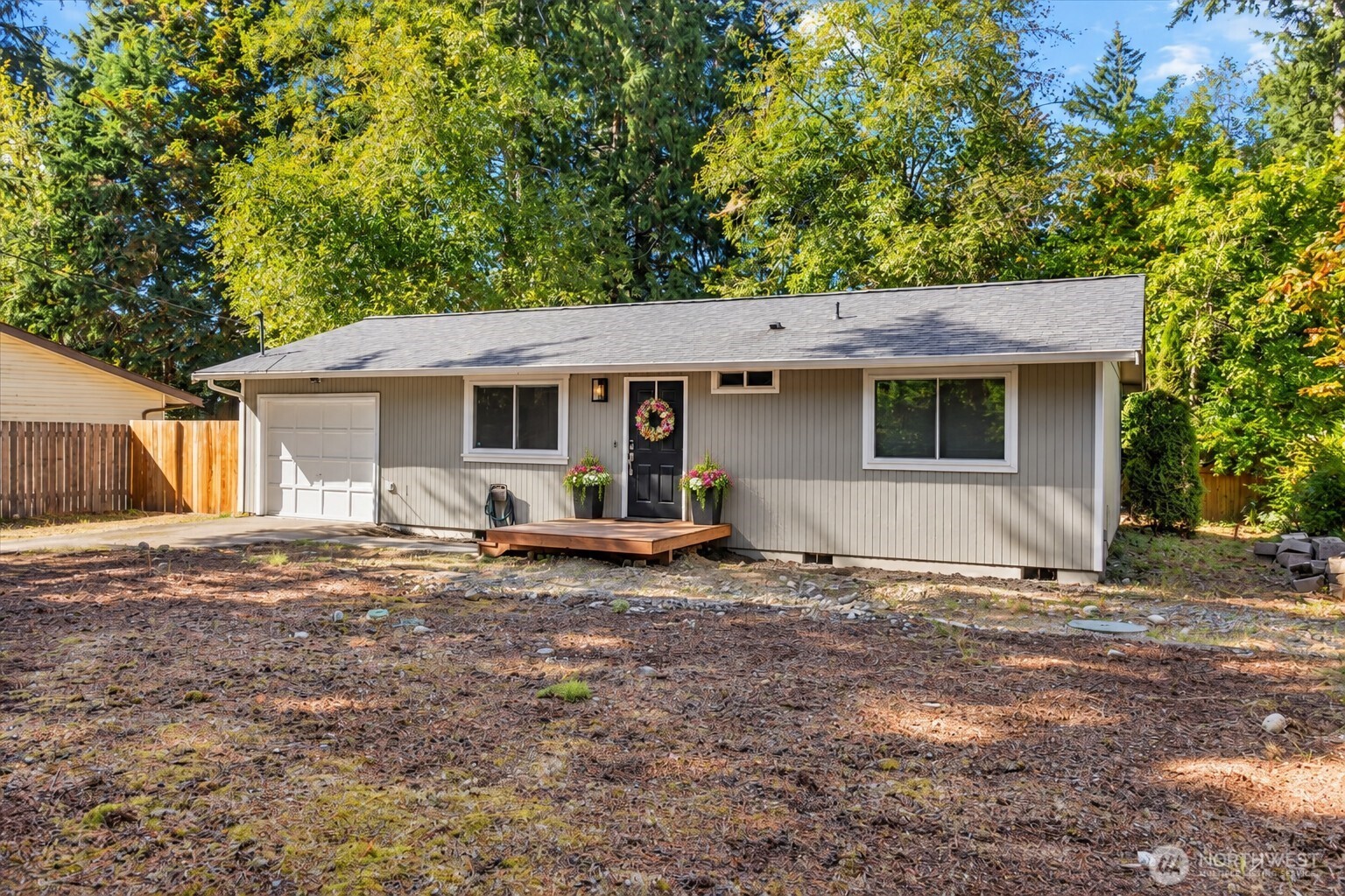 13290 Nw Holly Road Property Photo 2
