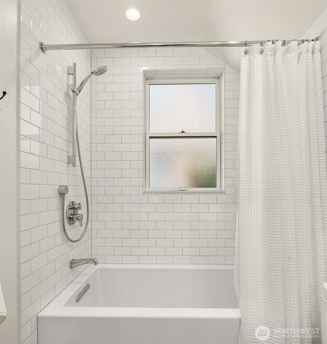 4663 1st Avenue Property Photo 15