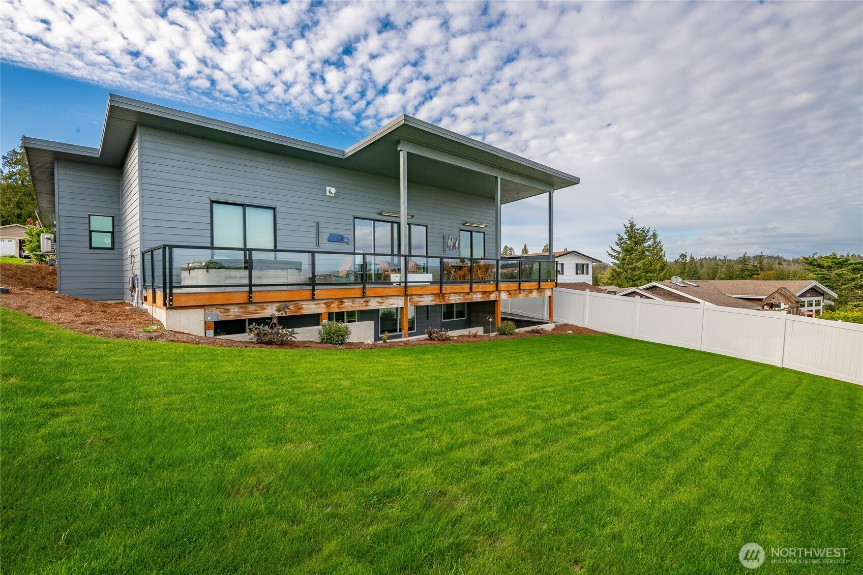 8068 Niska Road Property Photo 14