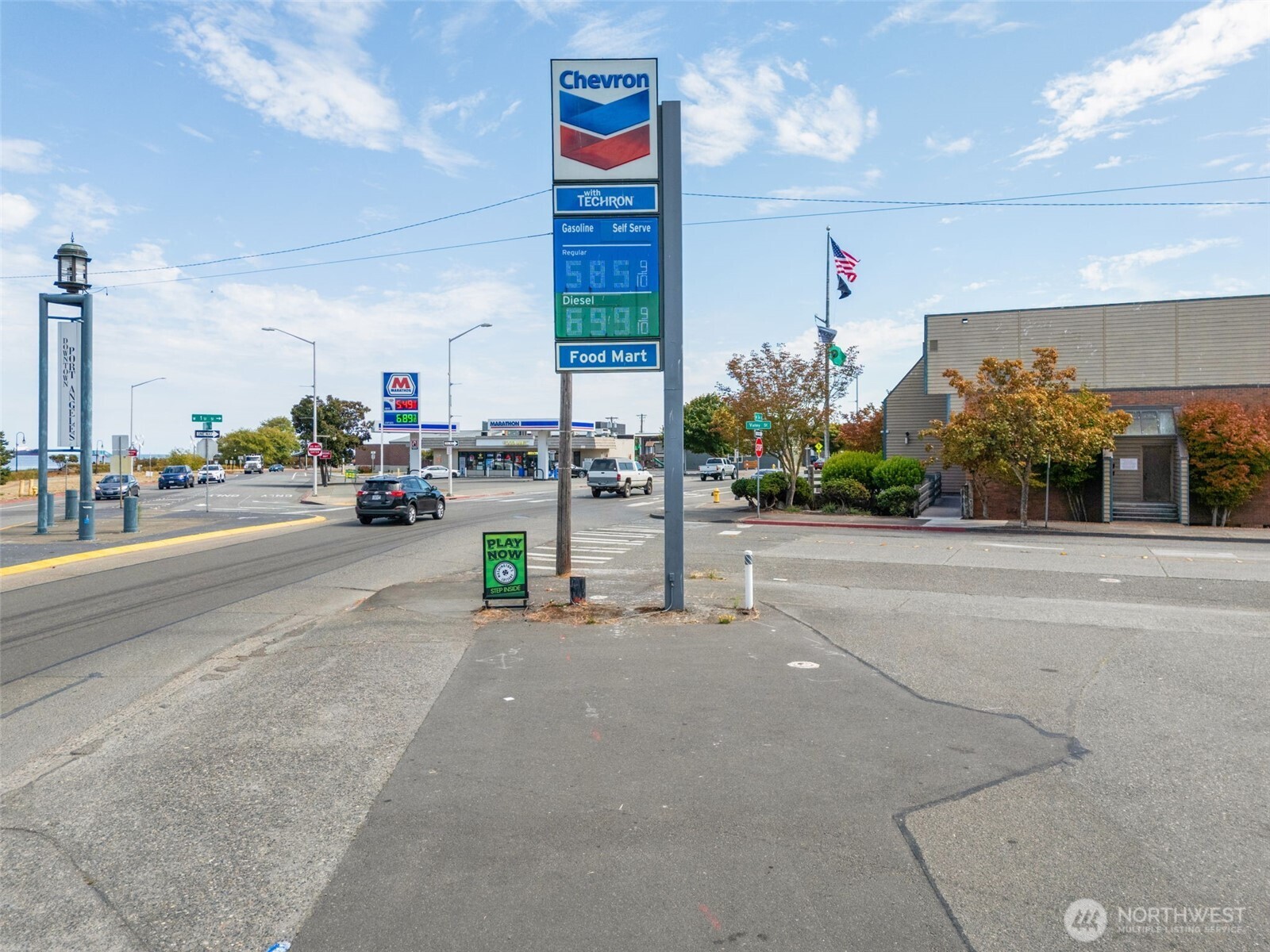 402 Marine Drive Property Photo 11