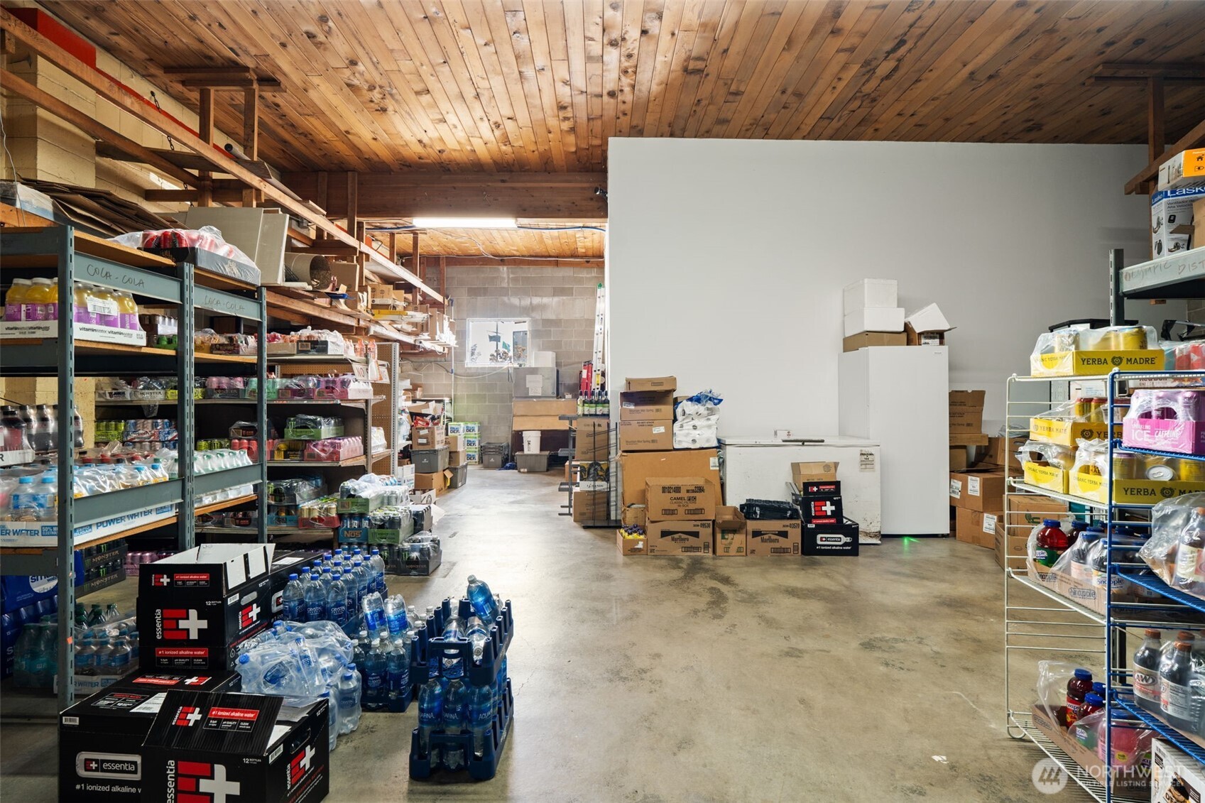 402 Marine Drive Property Photo 25