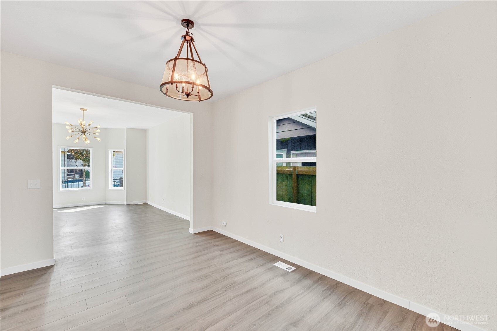 1408 S J St Property Photo 9