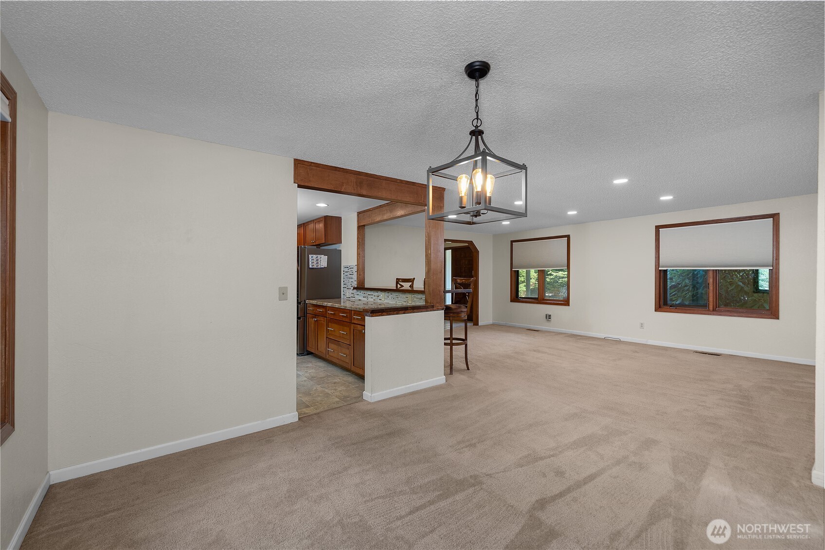 1732 Medallion Loop Property Photo 12