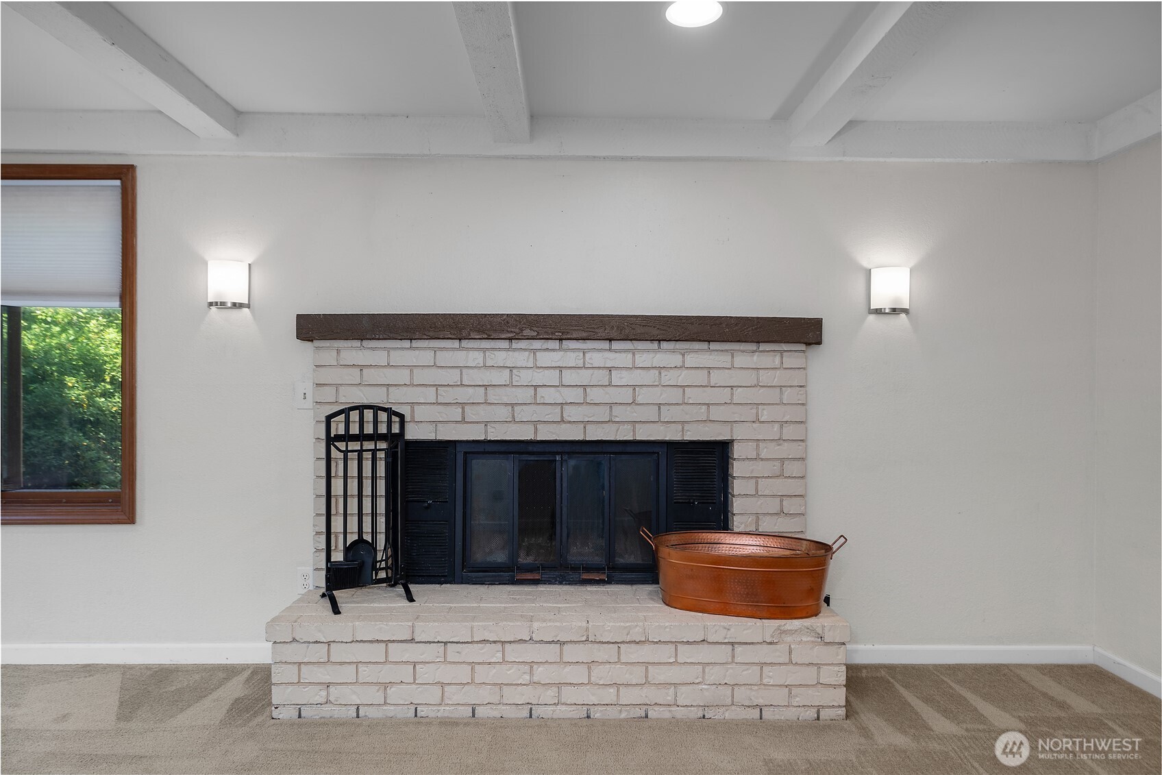 1732 Medallion Loop Property Photo 20