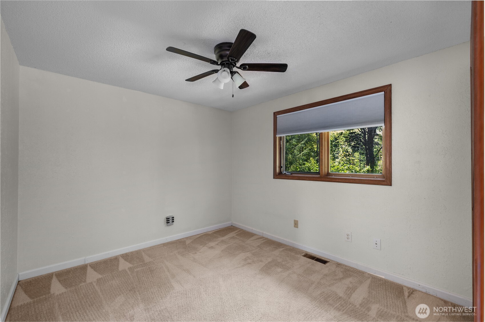 1732 Medallion Loop Property Photo 29
