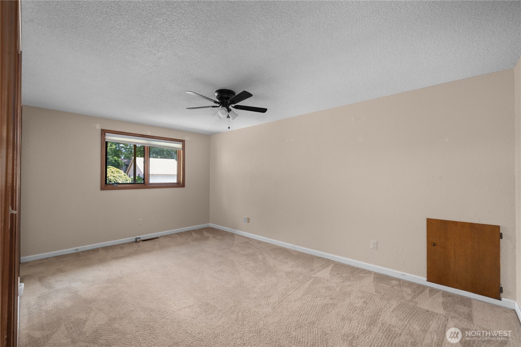 1732 Medallion Loop Property Photo 30