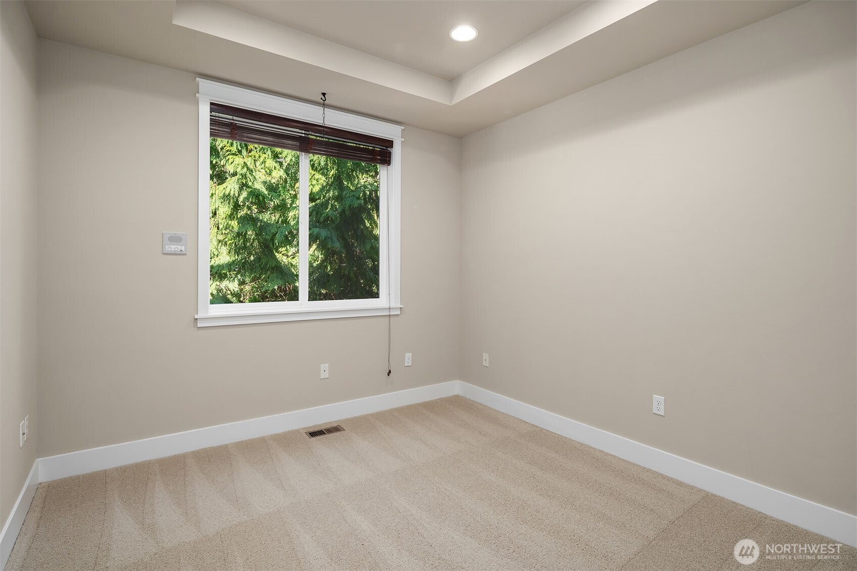 6101 167th Avenue Property Photo 16