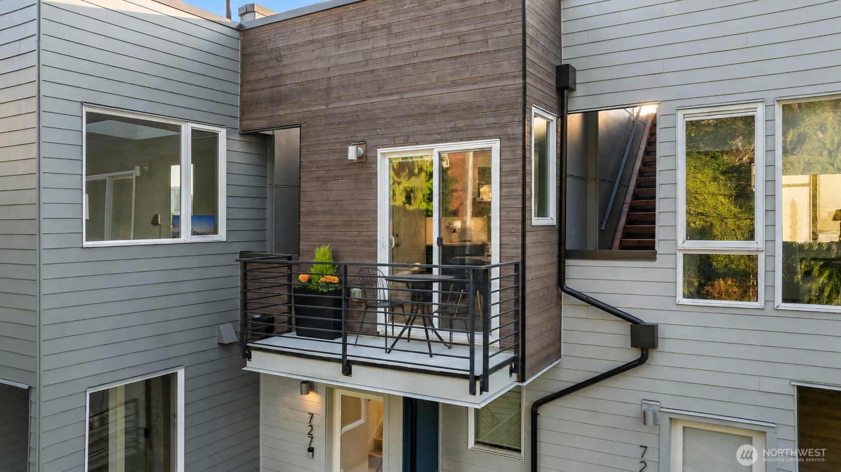 727 Belmont Avenue Property Photo 13