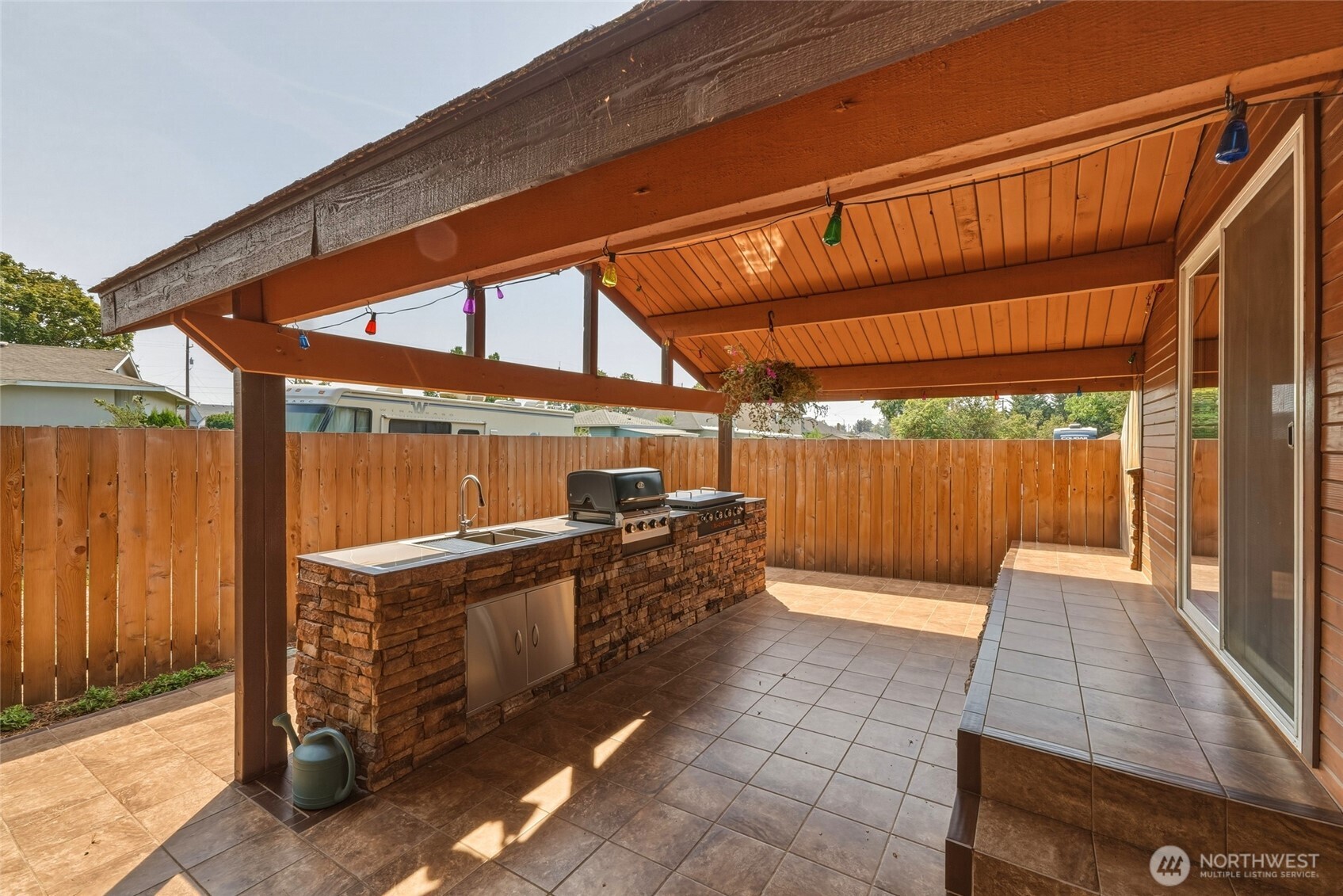 1707 J Street Property Photo 4