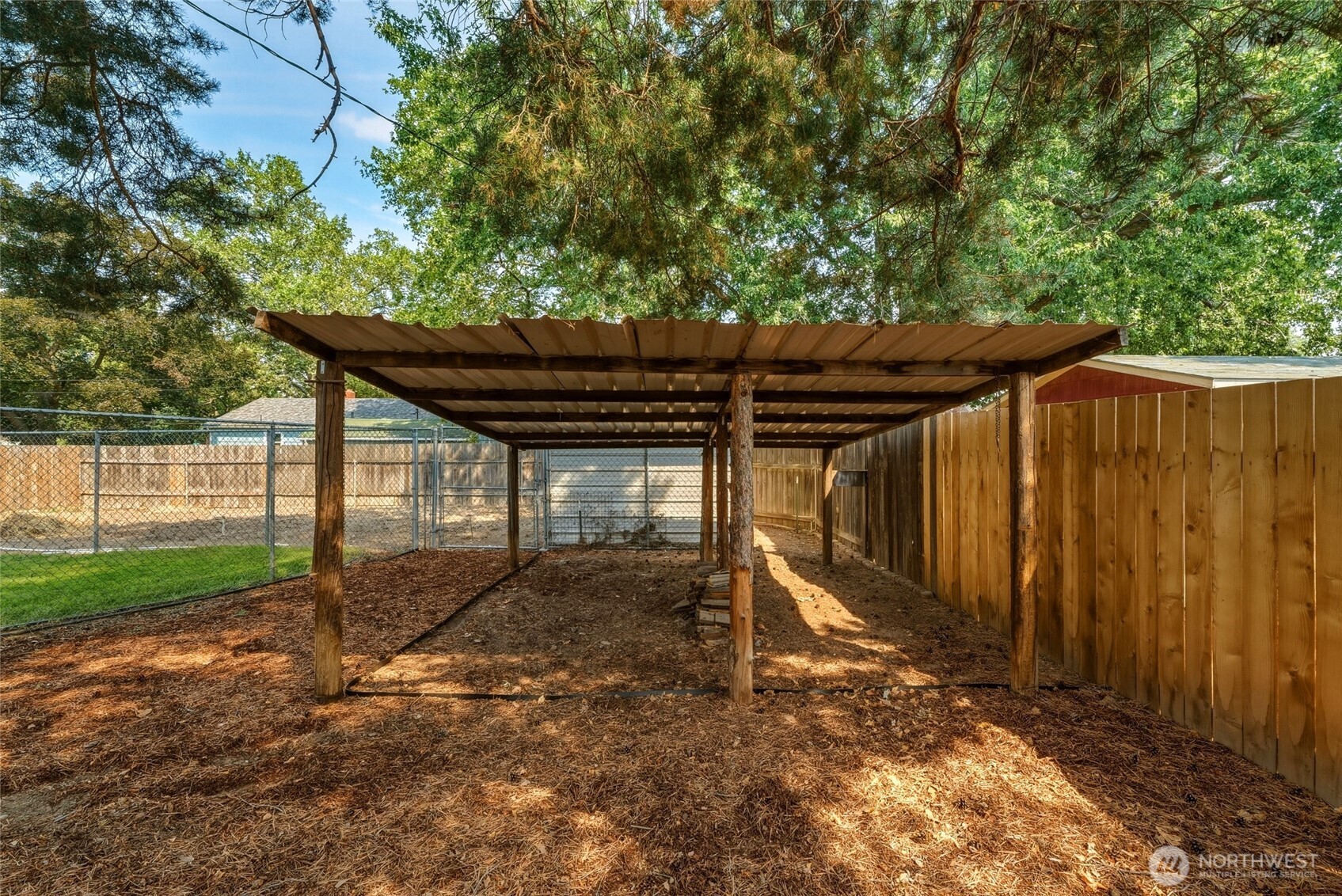 1707 J Street Property Photo 7