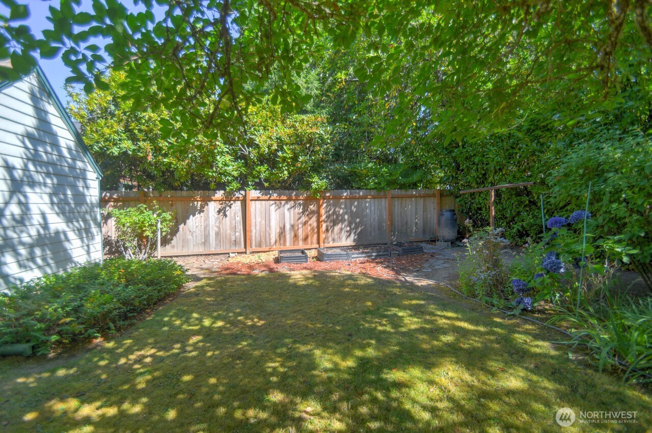 3216 Lorne Street Property Photo 20