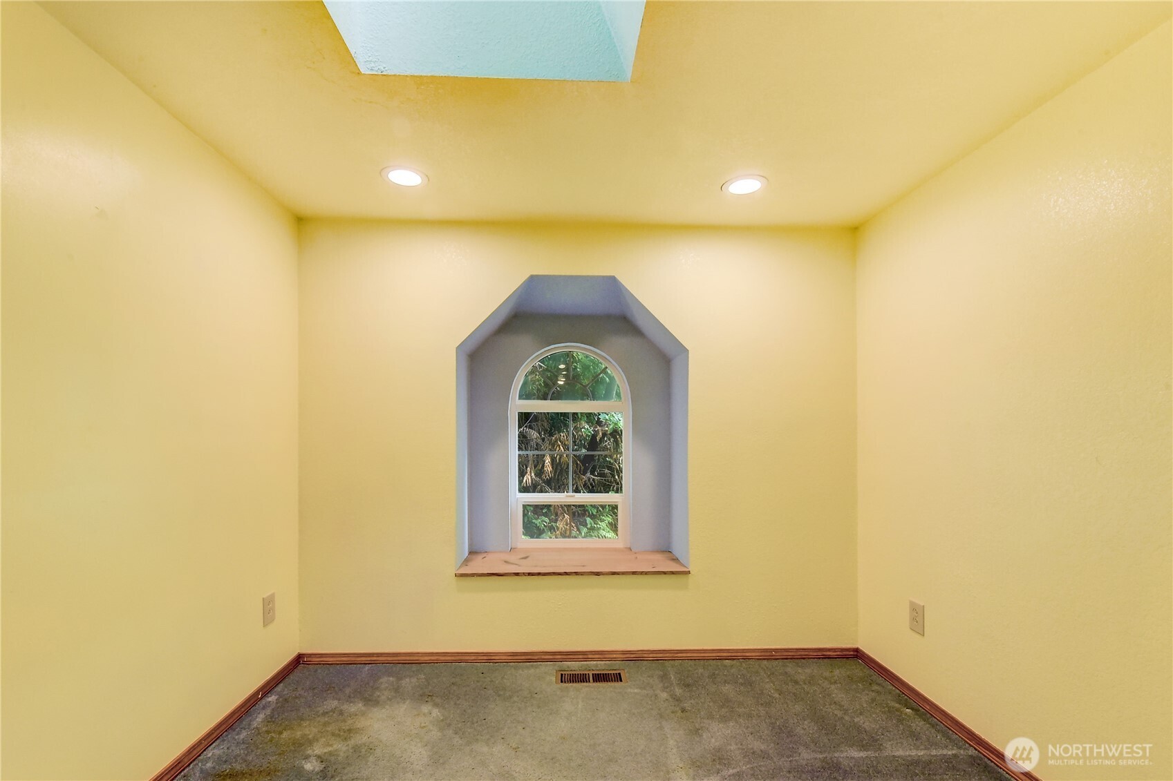 320 Sapp Road Property Photo 16