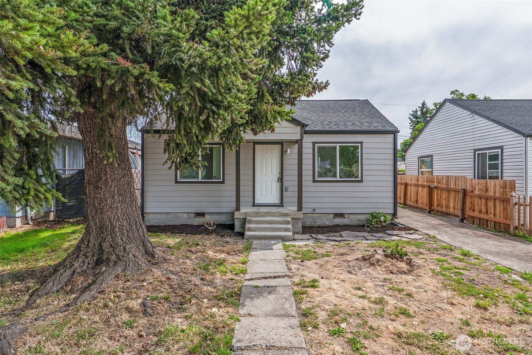256 28th Avenue Property Photo 1