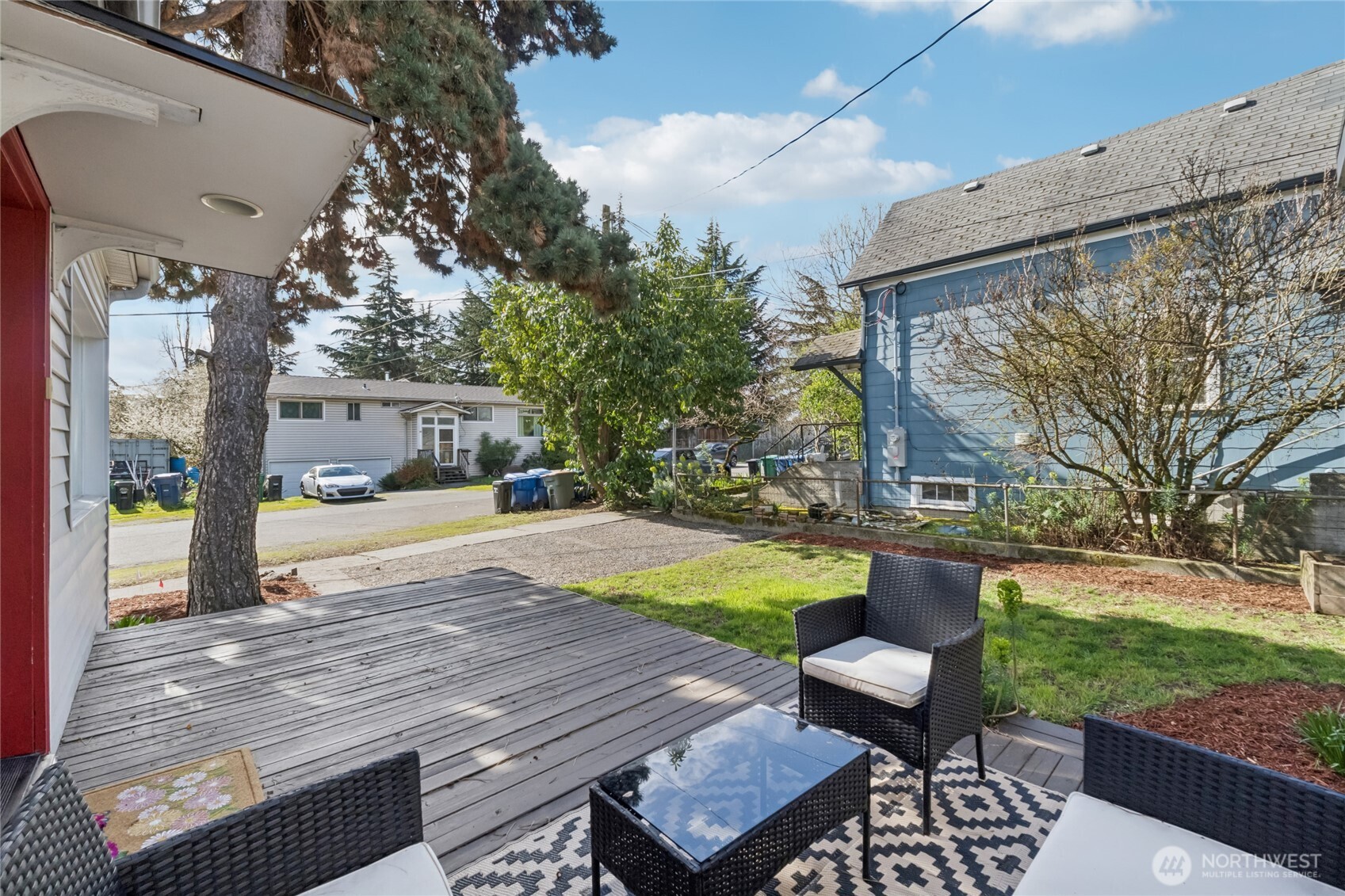 1110 S Bennett Street Property Photo 5