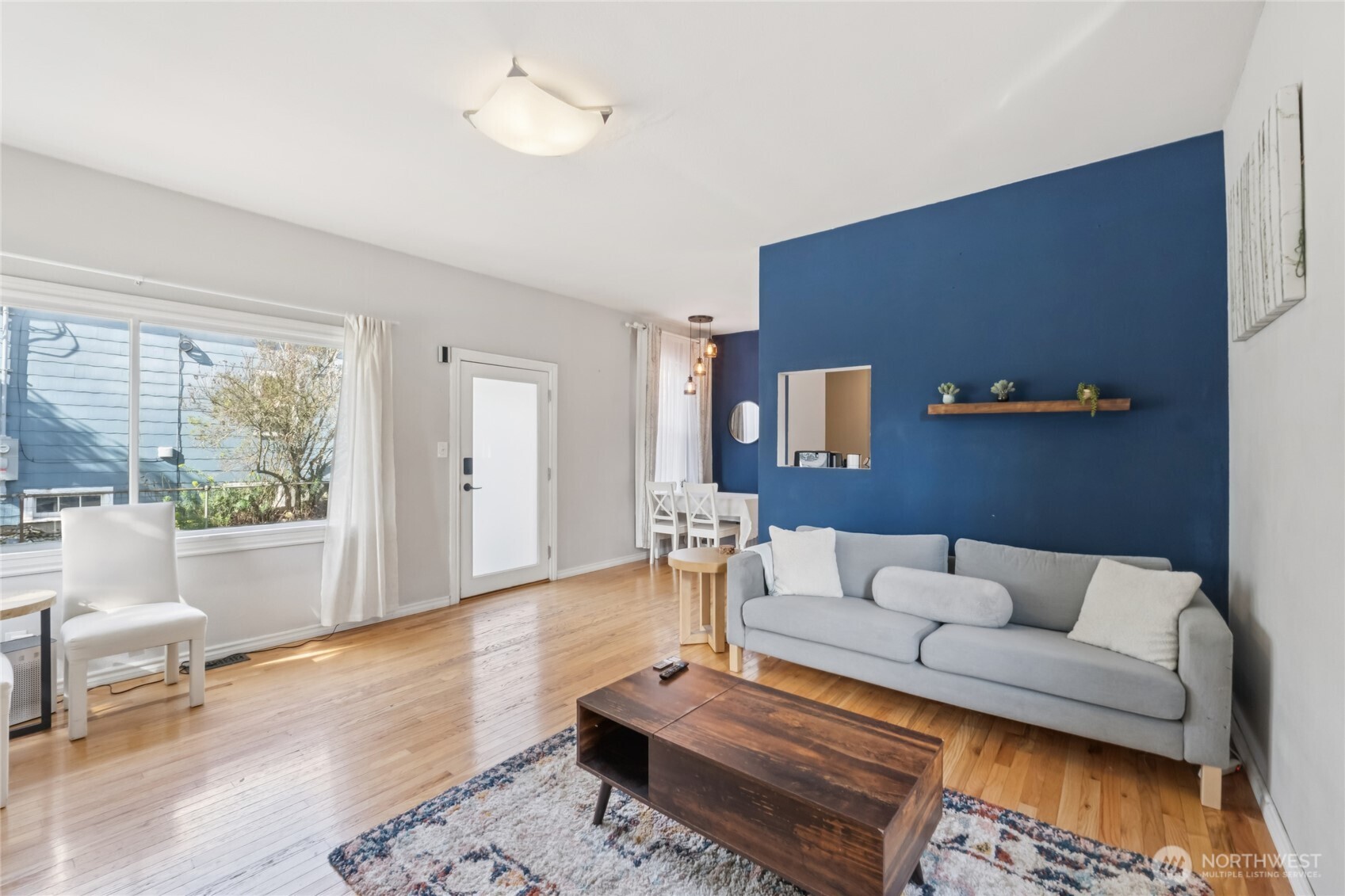 1110 S Bennett Street Property Photo 10