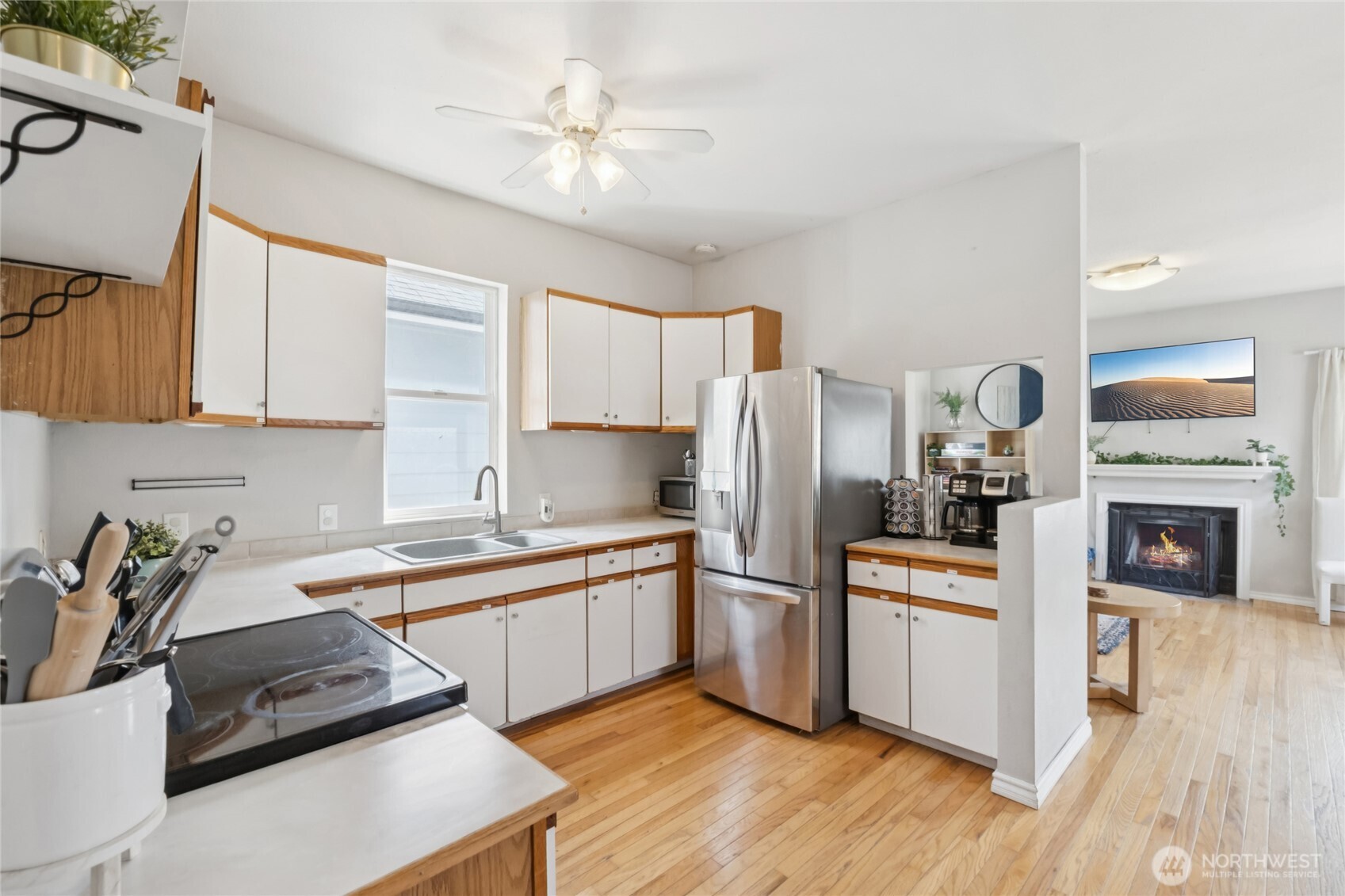 1110 S Bennett Street Property Photo 13