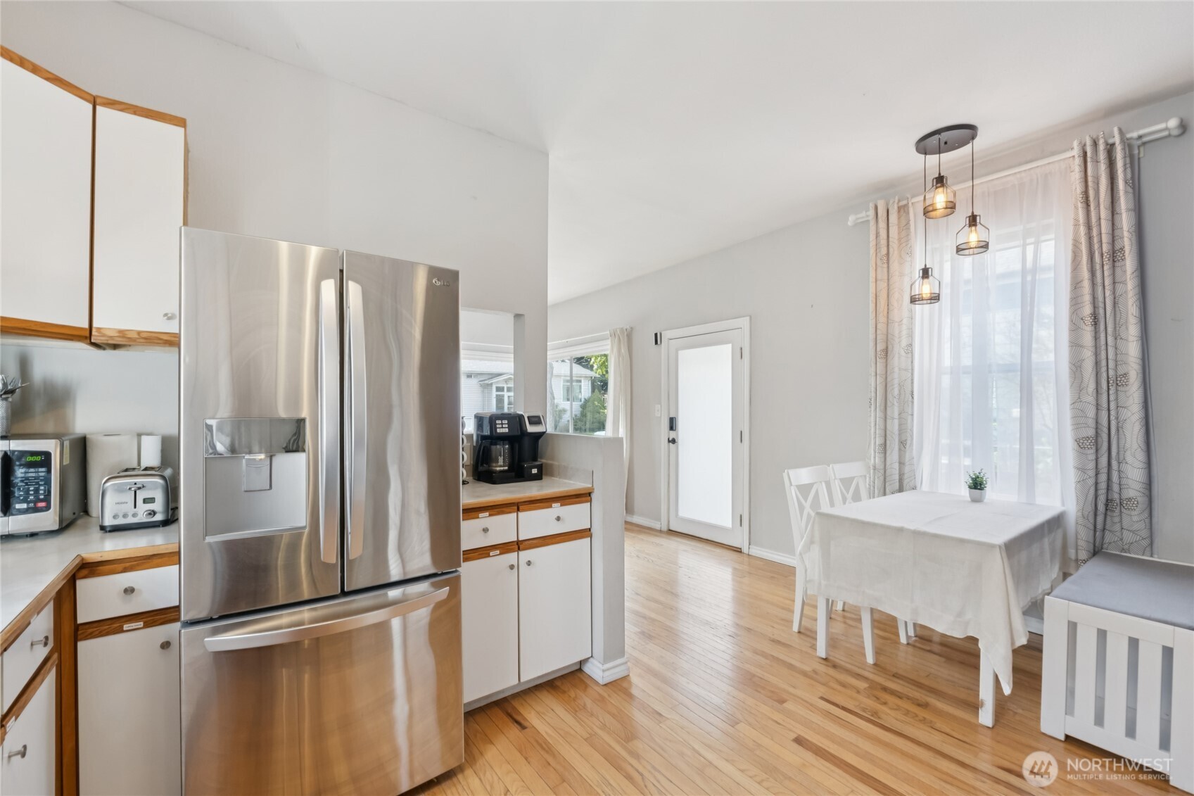 1110 S Bennett Street Property Photo 14
