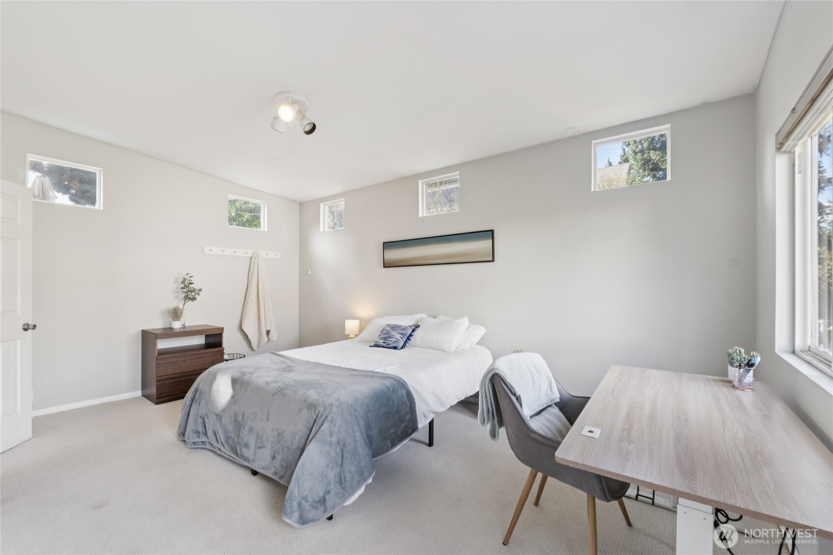 1110 S Bennett Street Property Photo 18