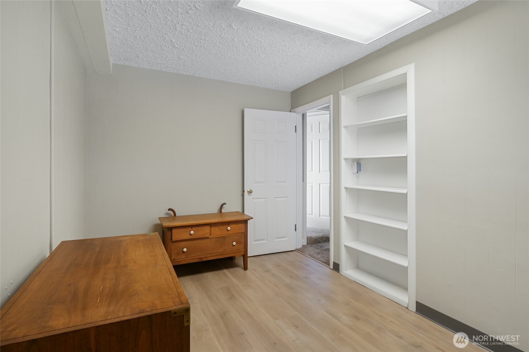 1345 W Lakeside Drive Property Photo 15