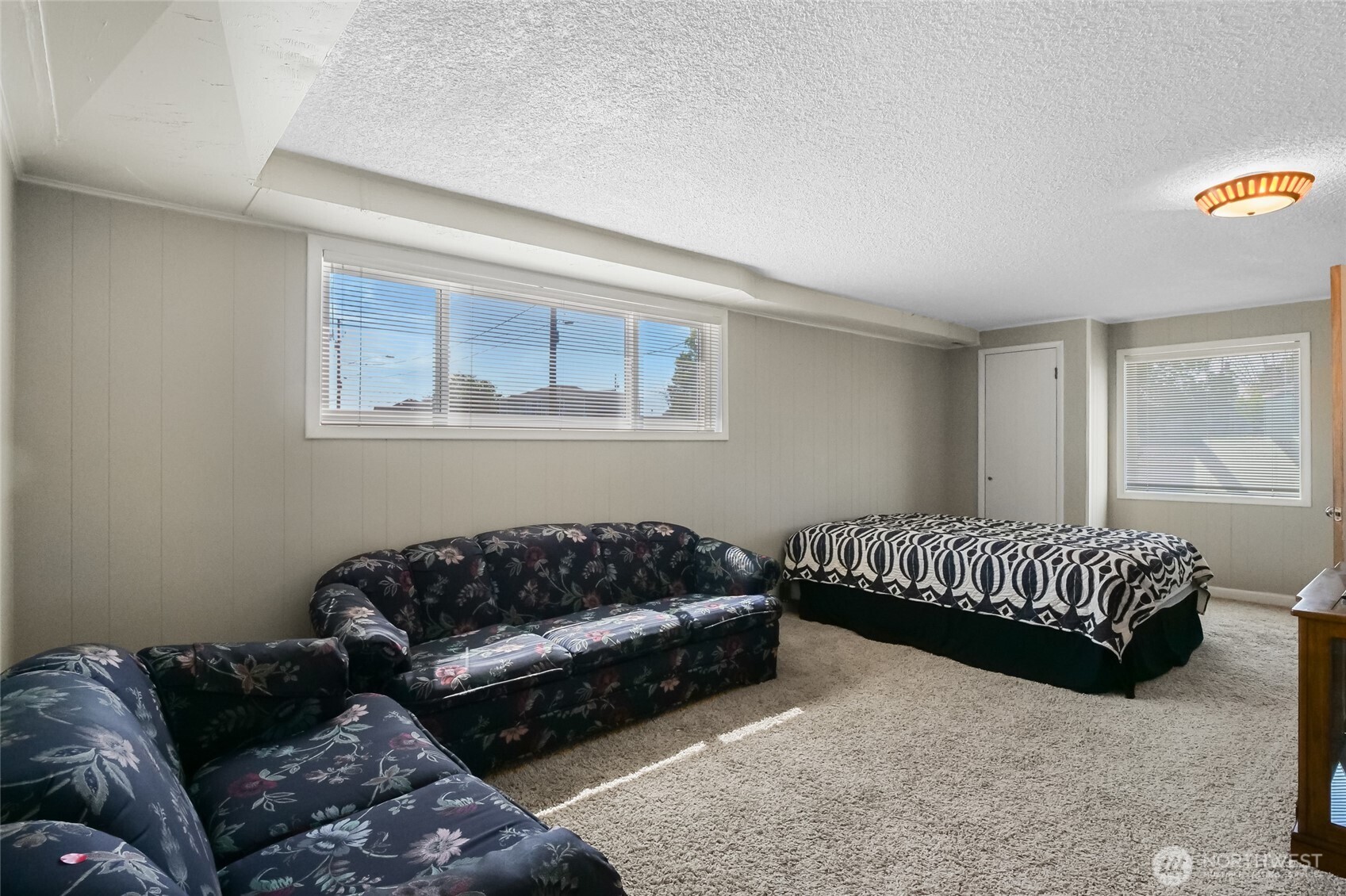 1345 W Lakeside Drive Property Photo 16