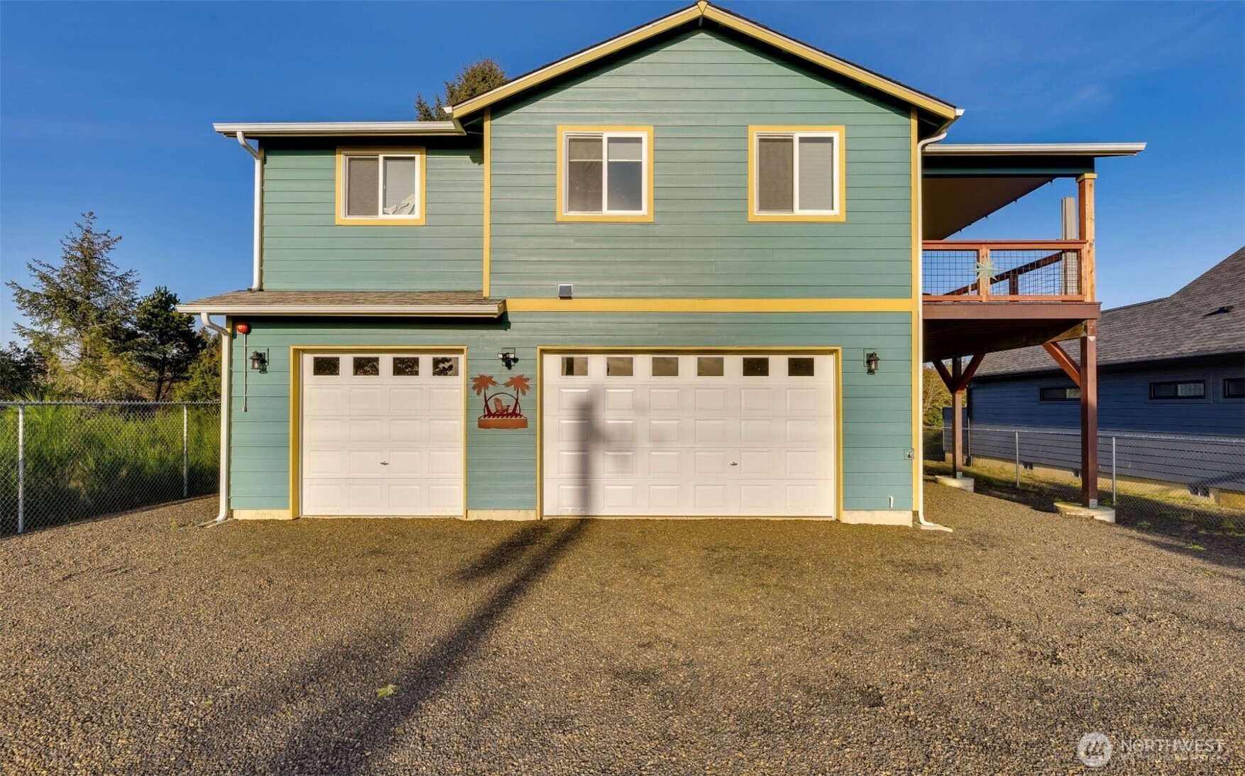 1006 Point Brown Avenue Property Photo 1