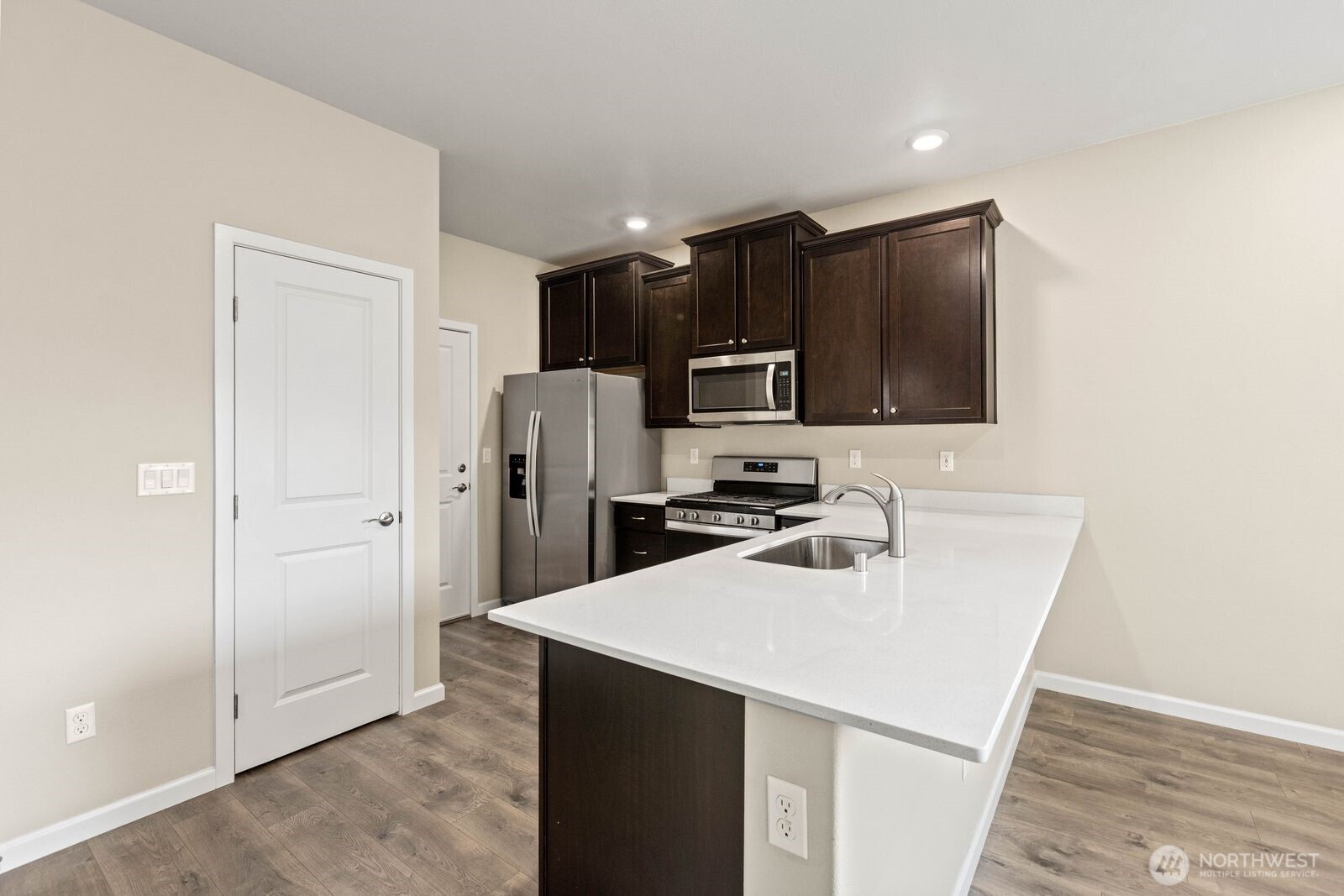 8533 55th Place Property Photo 12